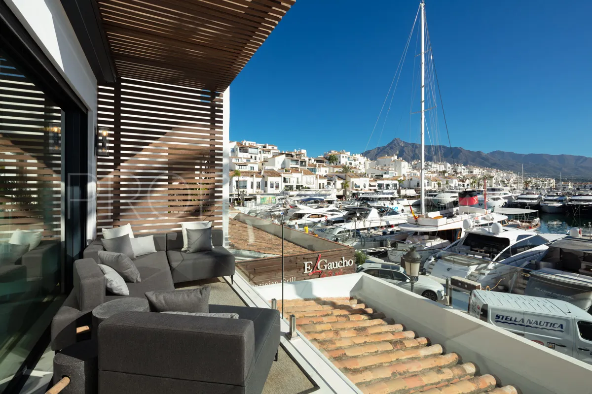 Apartamento en venta con 3 dormitorios en Marbella - Puerto Banus