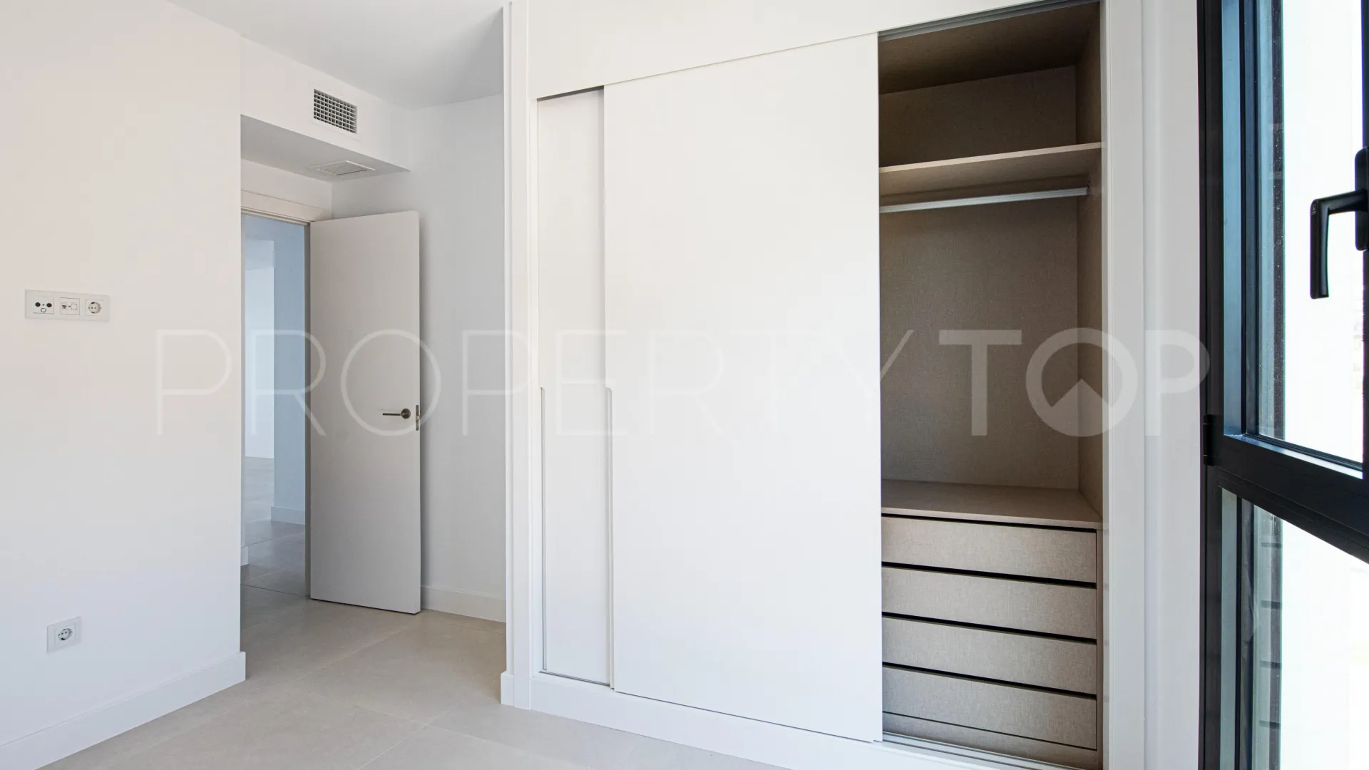 El Higueron, apartamento con 3 dormitorios en venta