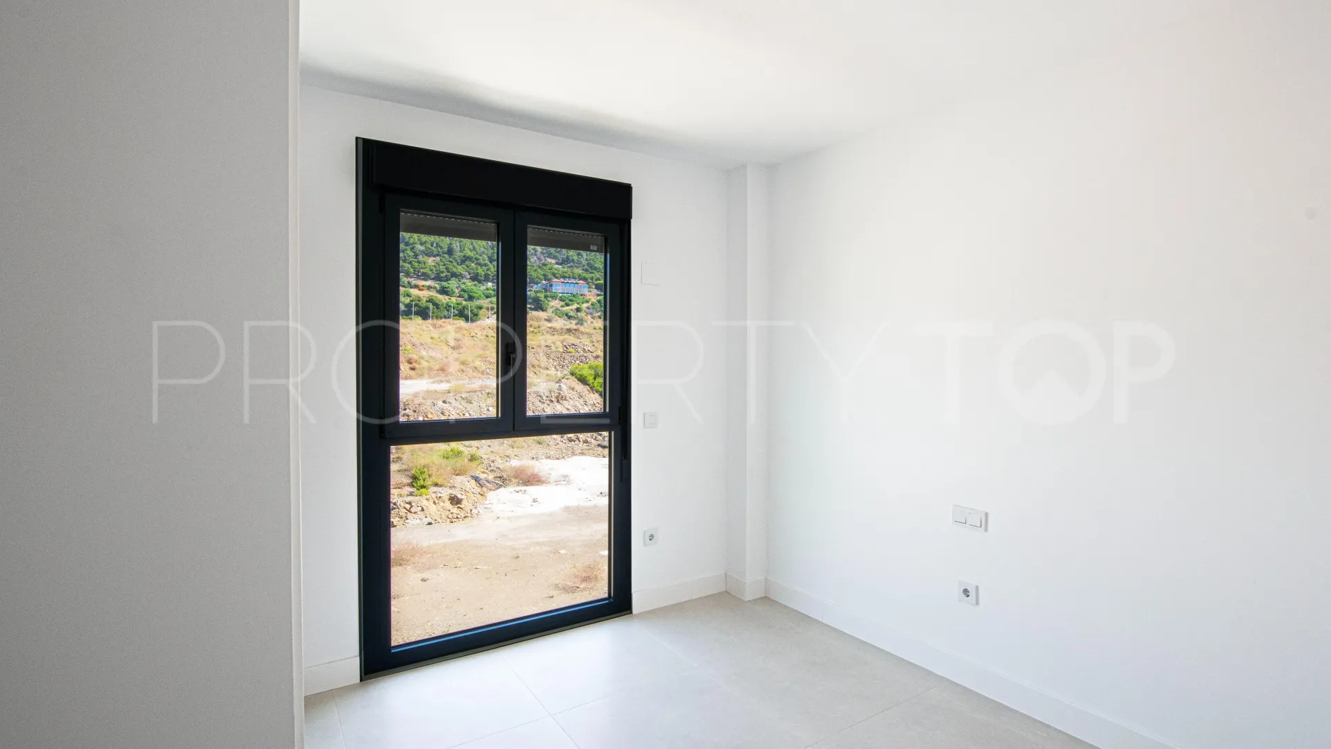 El Higueron, apartamento con 3 dormitorios en venta