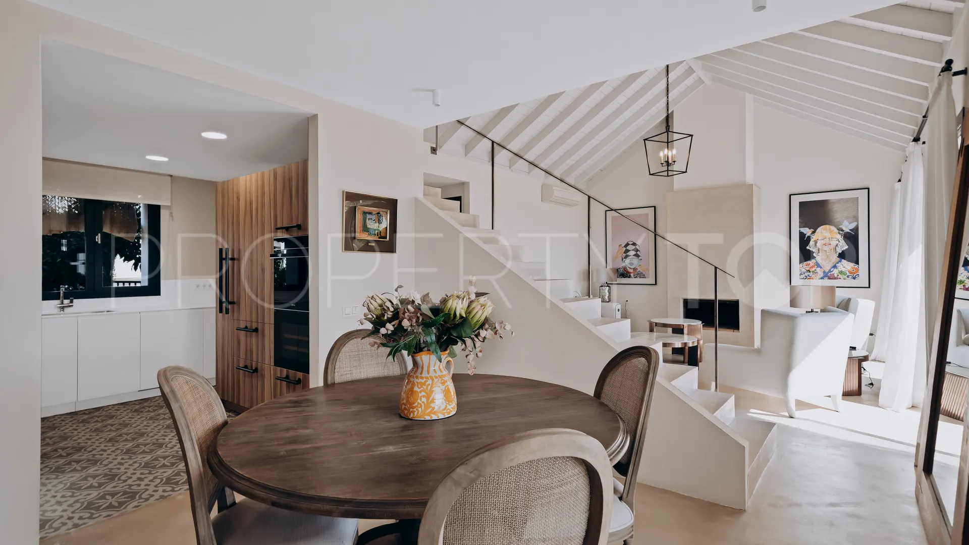 For sale house with 4 bedrooms in Marbella Hill Village
