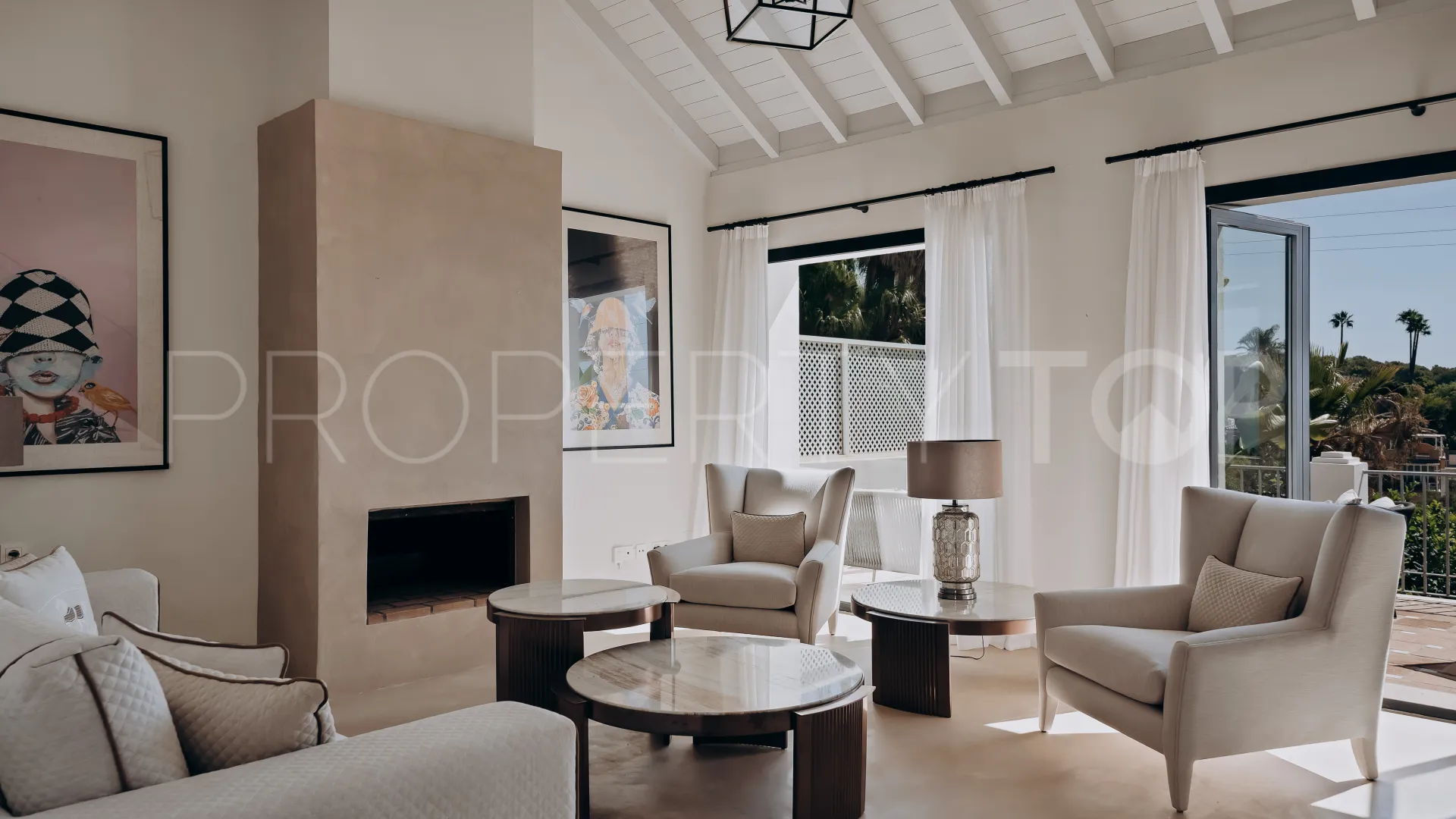 For sale house with 4 bedrooms in Marbella Hill Village