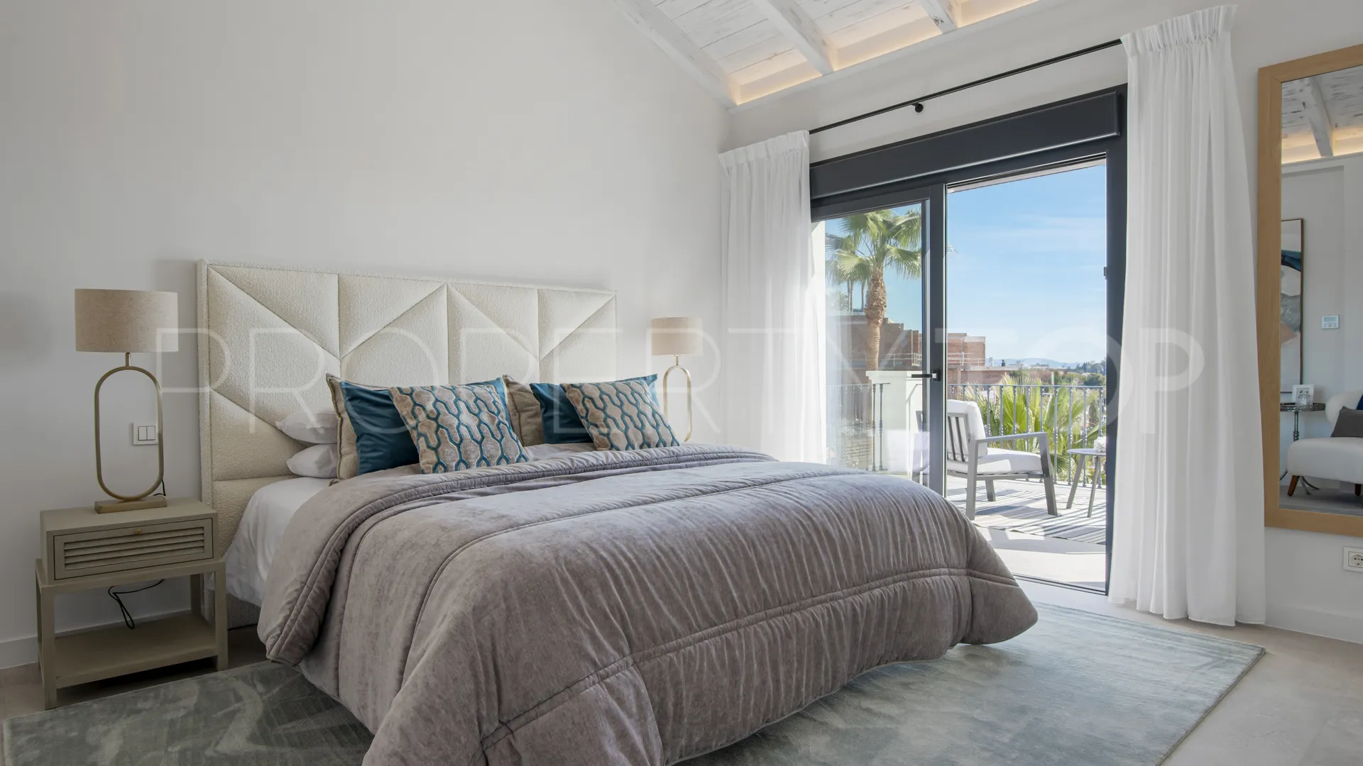 Los Flamingos, villa a la venta