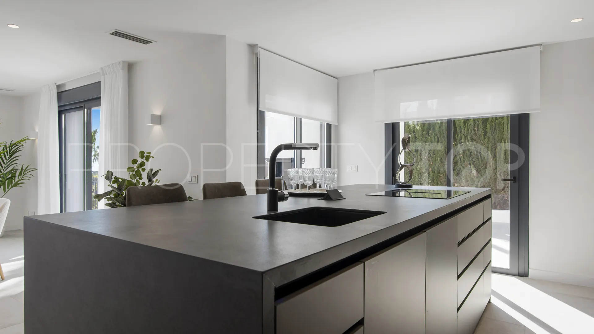 Los Flamingos, villa a la venta