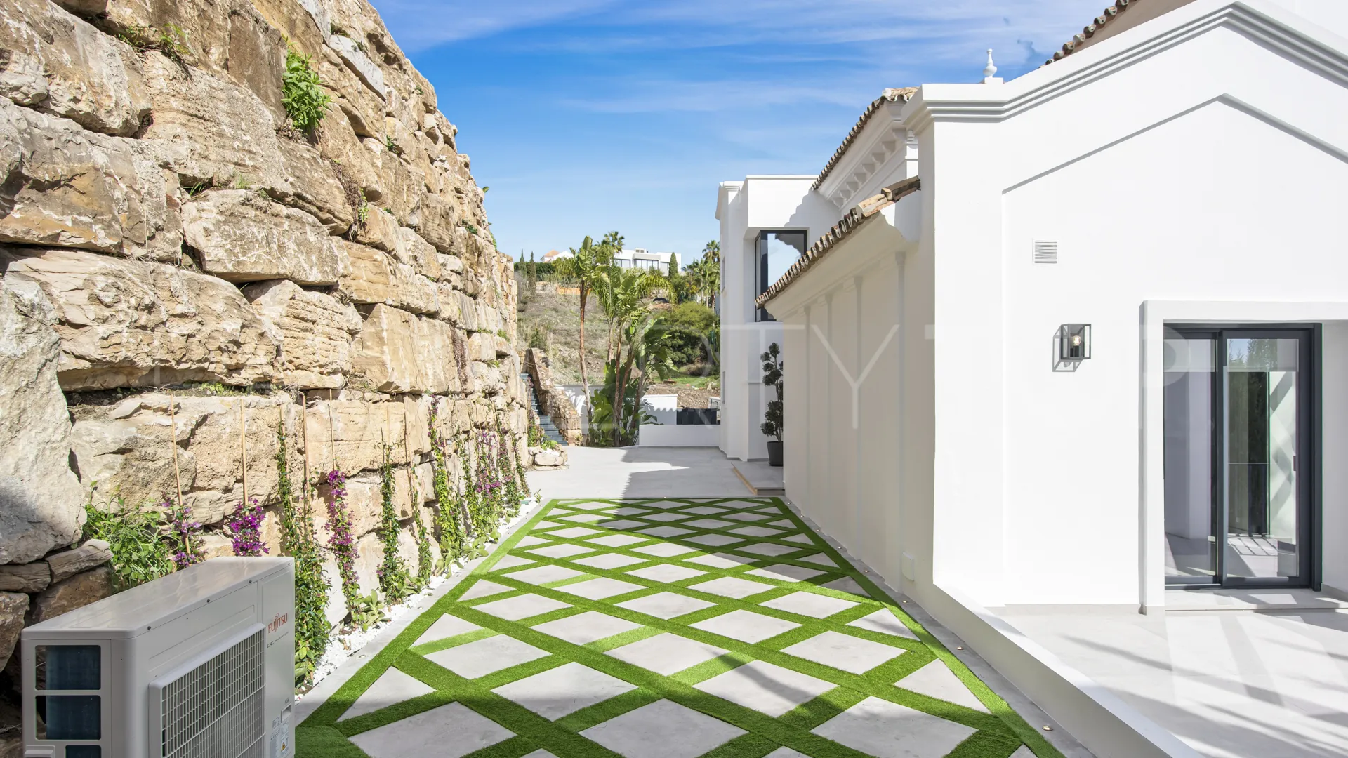 Los Flamingos, villa a la venta