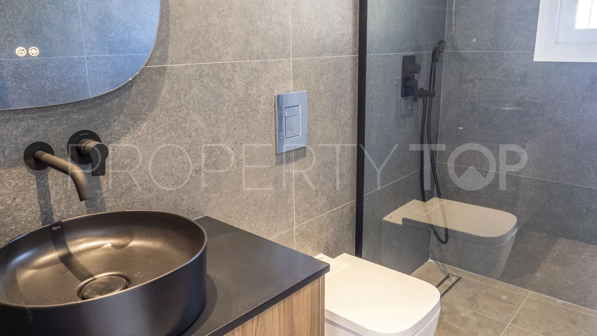 Se vende apartamento en La Quinta
