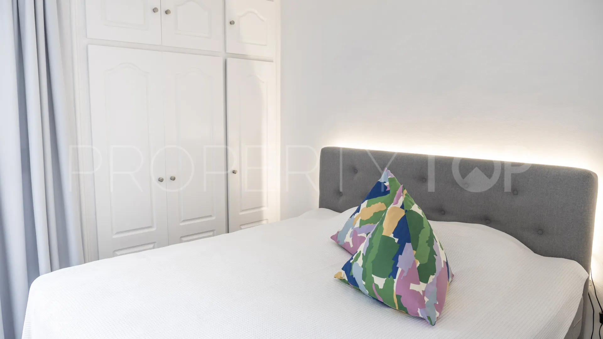 Comprar apartamento planta baja con 2 dormitorios en Sun Gardens