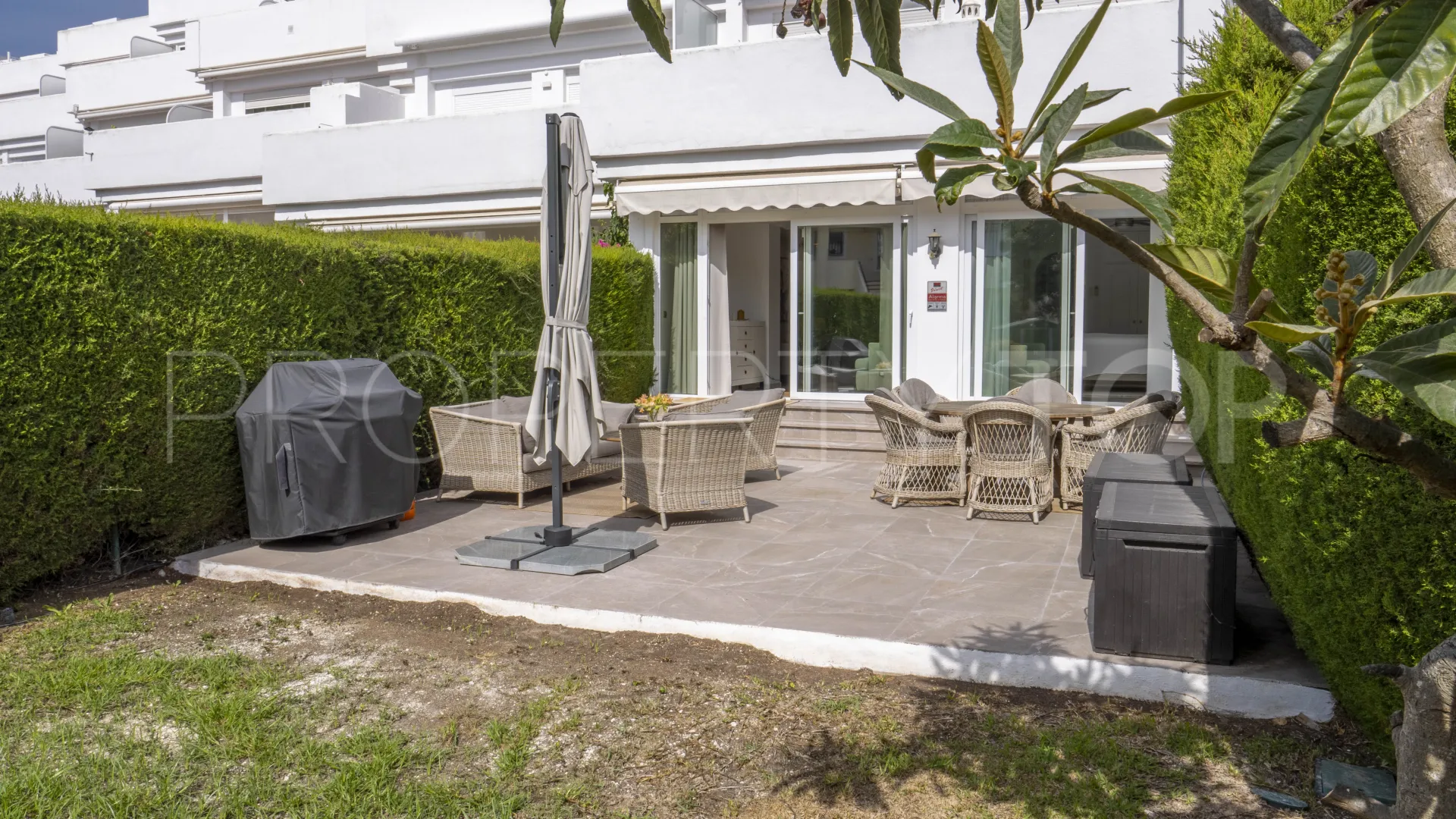 Comprar apartamento planta baja con 2 dormitorios en Sun Gardens