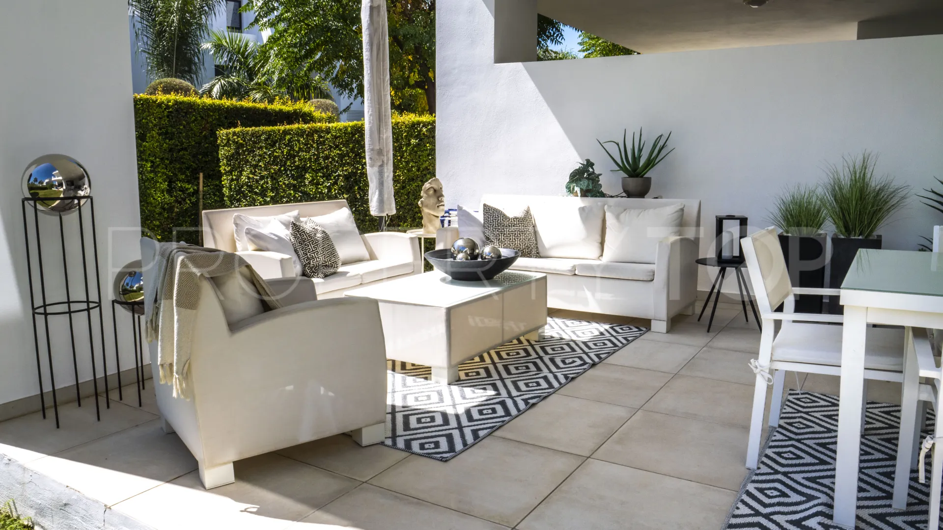 Ground floor apartment for sale in Cortijo del Golf