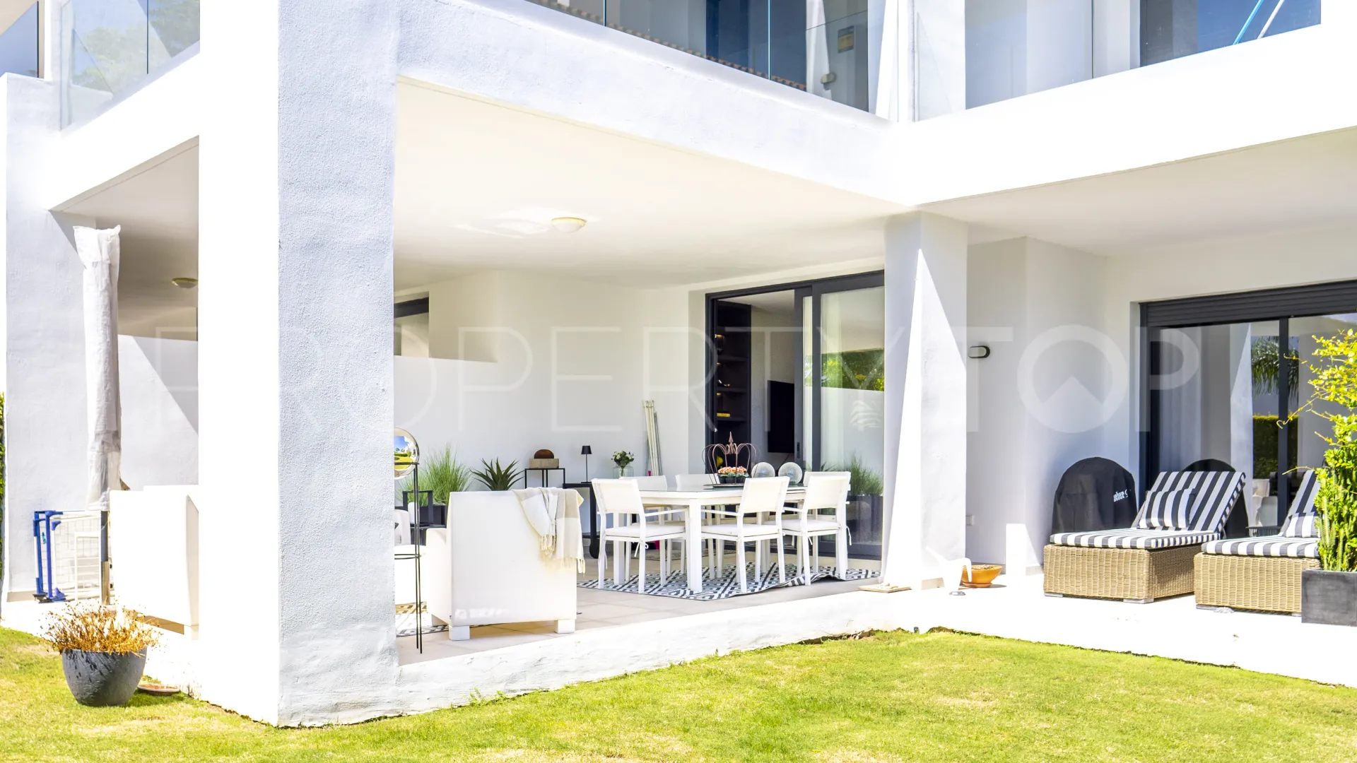 Ground floor apartment for sale in Cortijo del Golf
