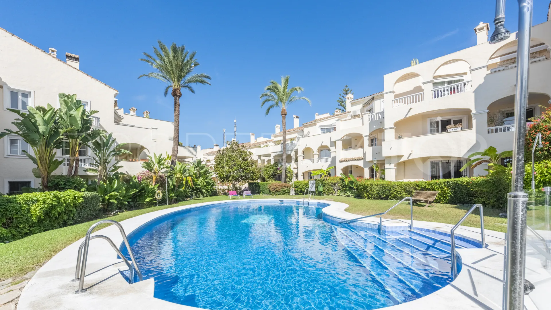 For sale El Pilar apartment
