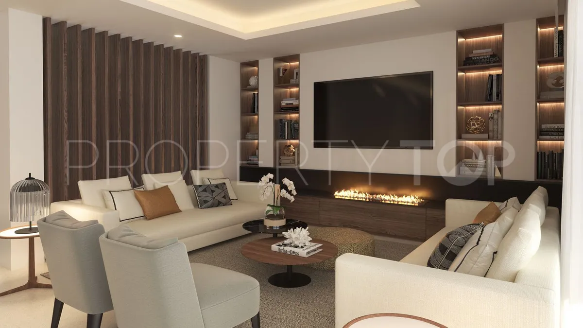 Villa con 4 dormitorios en venta en Estepona