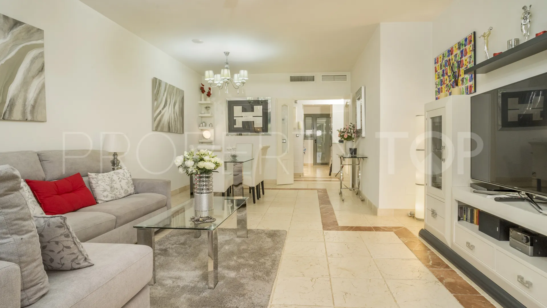 Ground floor apartment for sale in Benatalaya