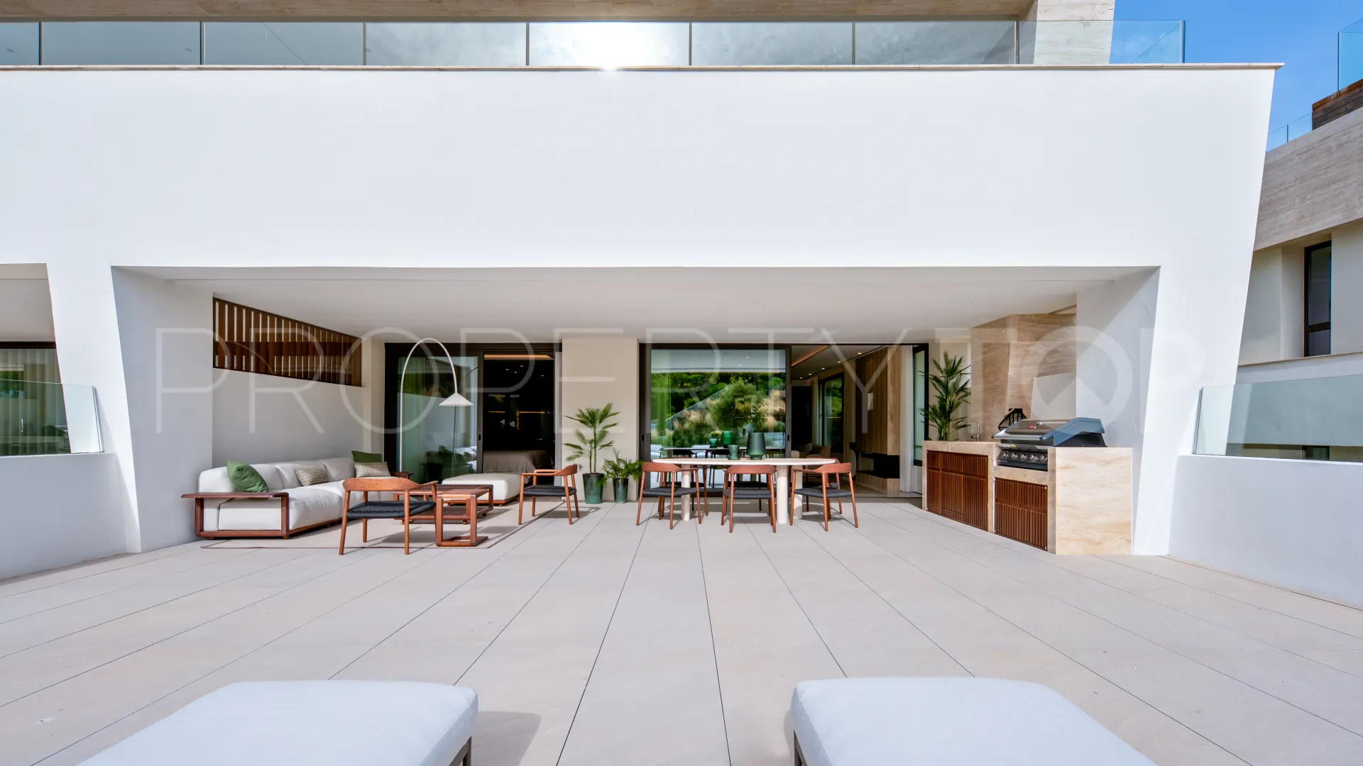 For sale Epic Marbella 4 bedrooms ground floor apartment