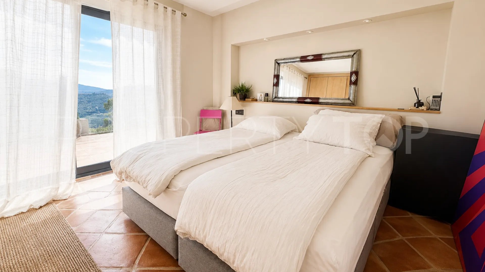 Villa en venta en El Madroñal