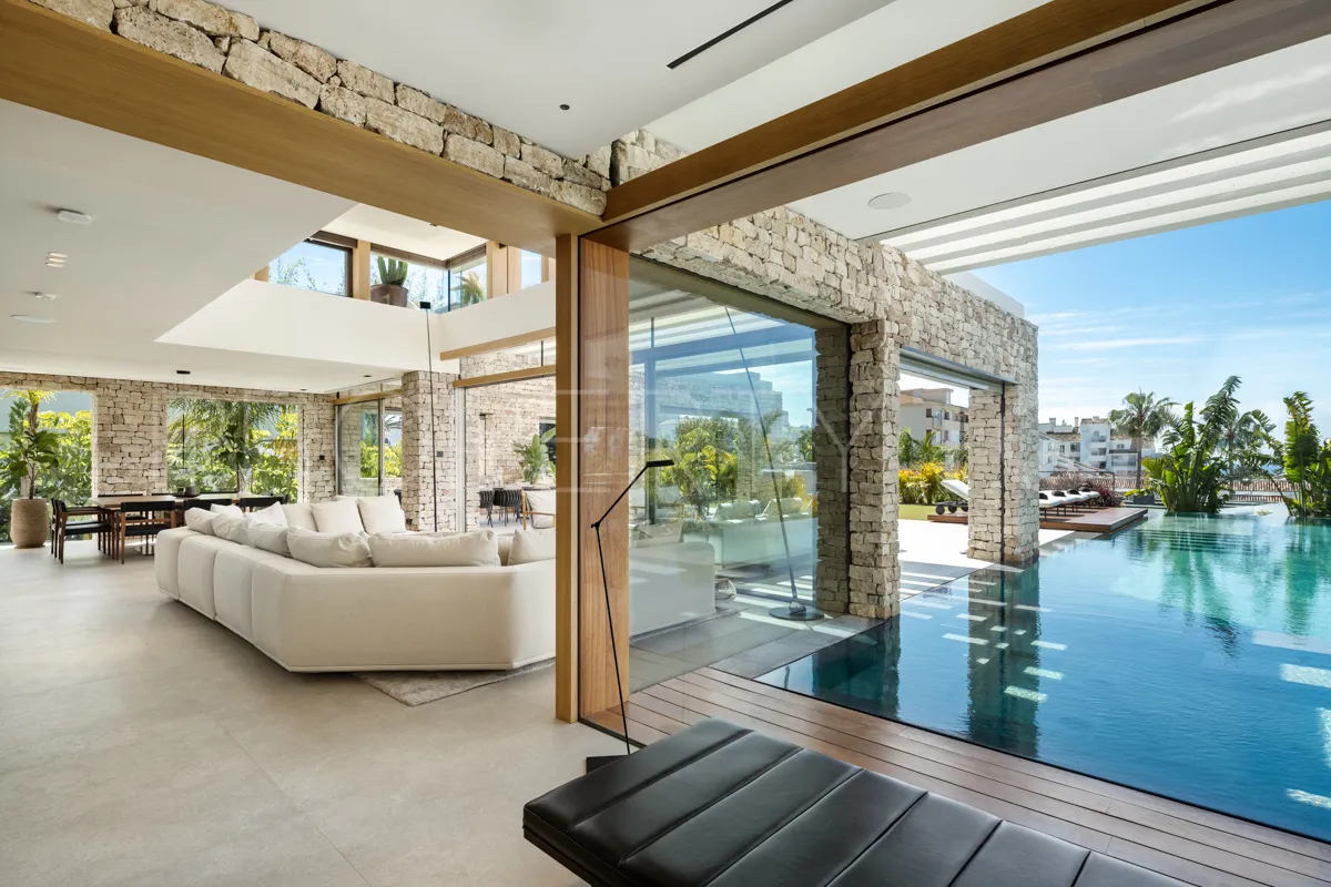 For sale Nueva Andalucia villa