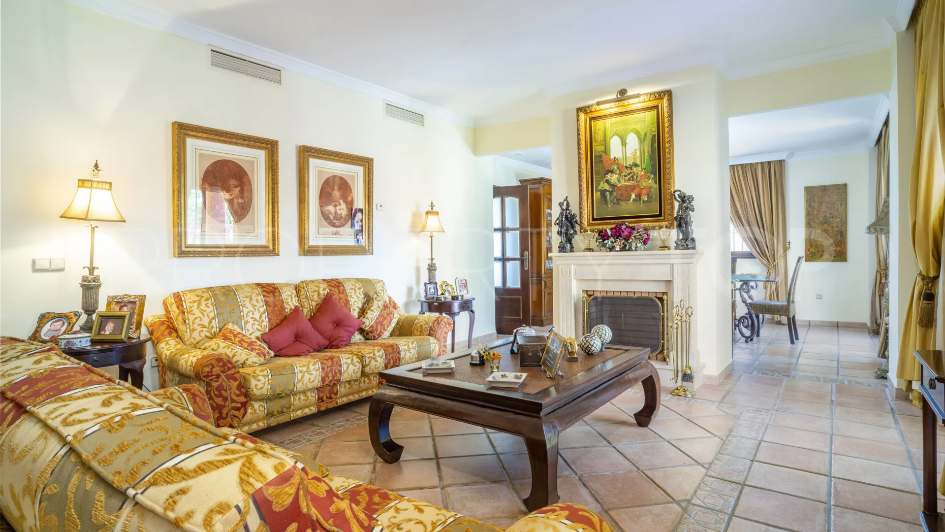 Guadalmina Alta, villa de 6 dormitorios en venta