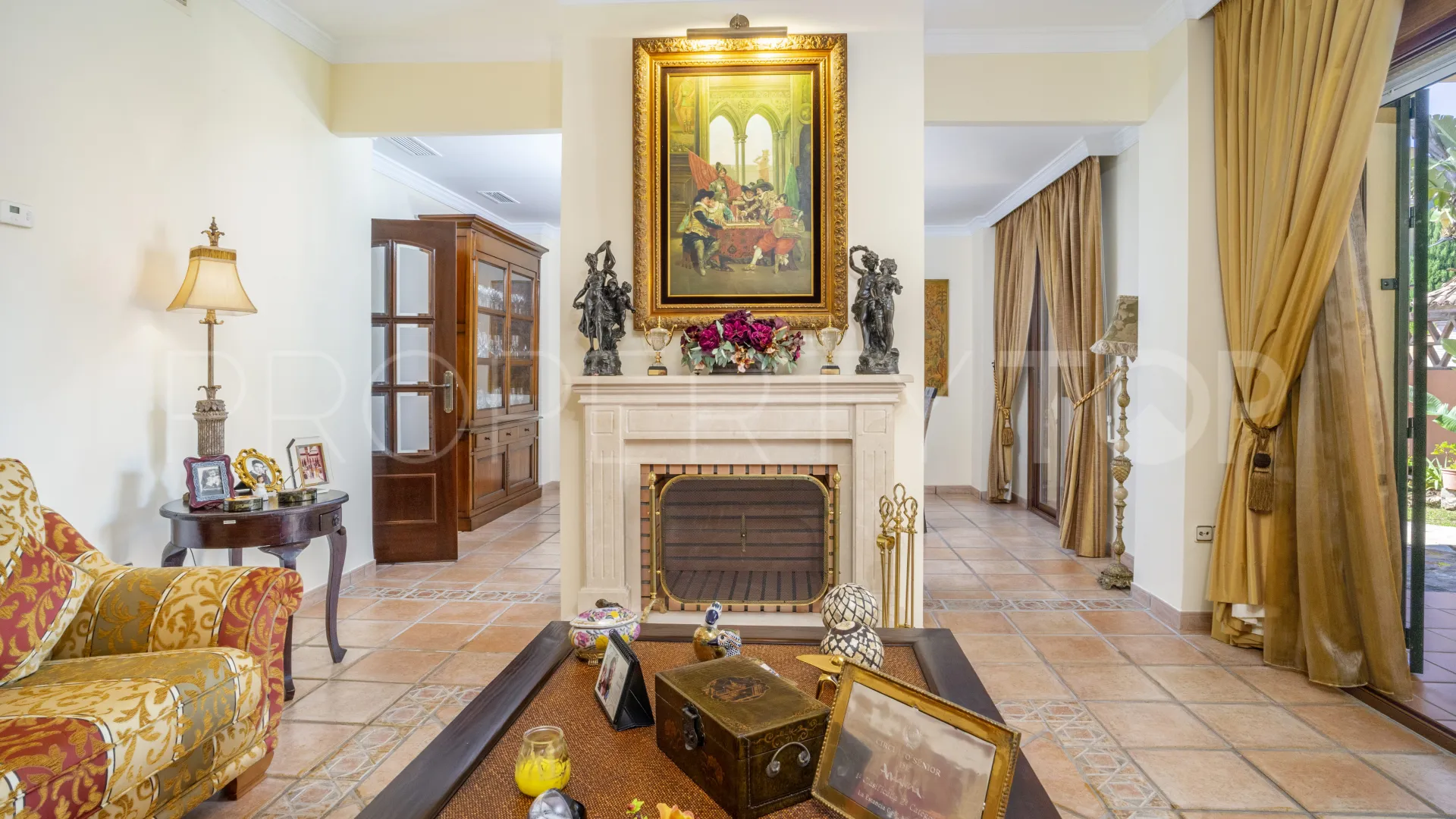 Guadalmina Alta, villa de 6 dormitorios en venta