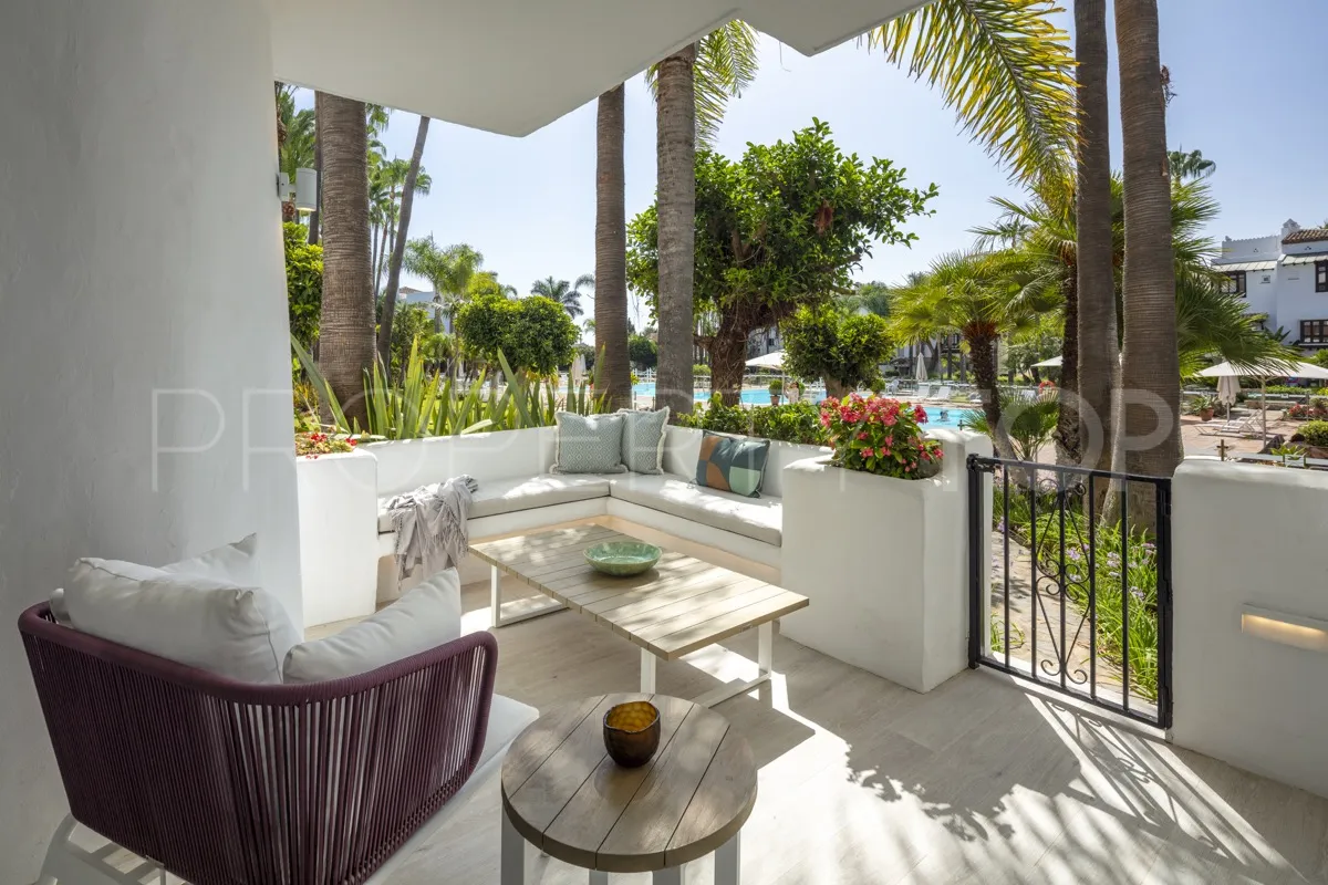 For sale 3 bedrooms ground floor apartment in Marbella Golden Mile