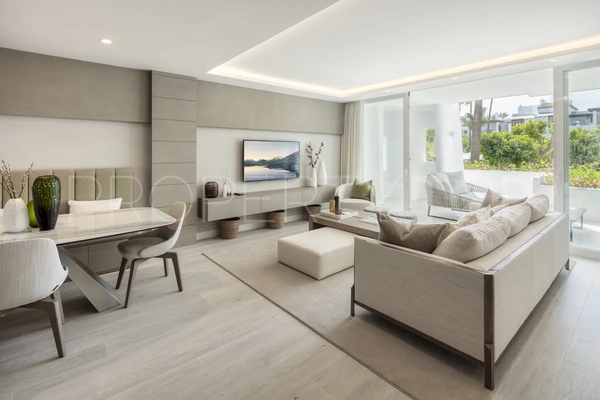 For sale 3 bedrooms ground floor apartment in Marbella Golden Mile