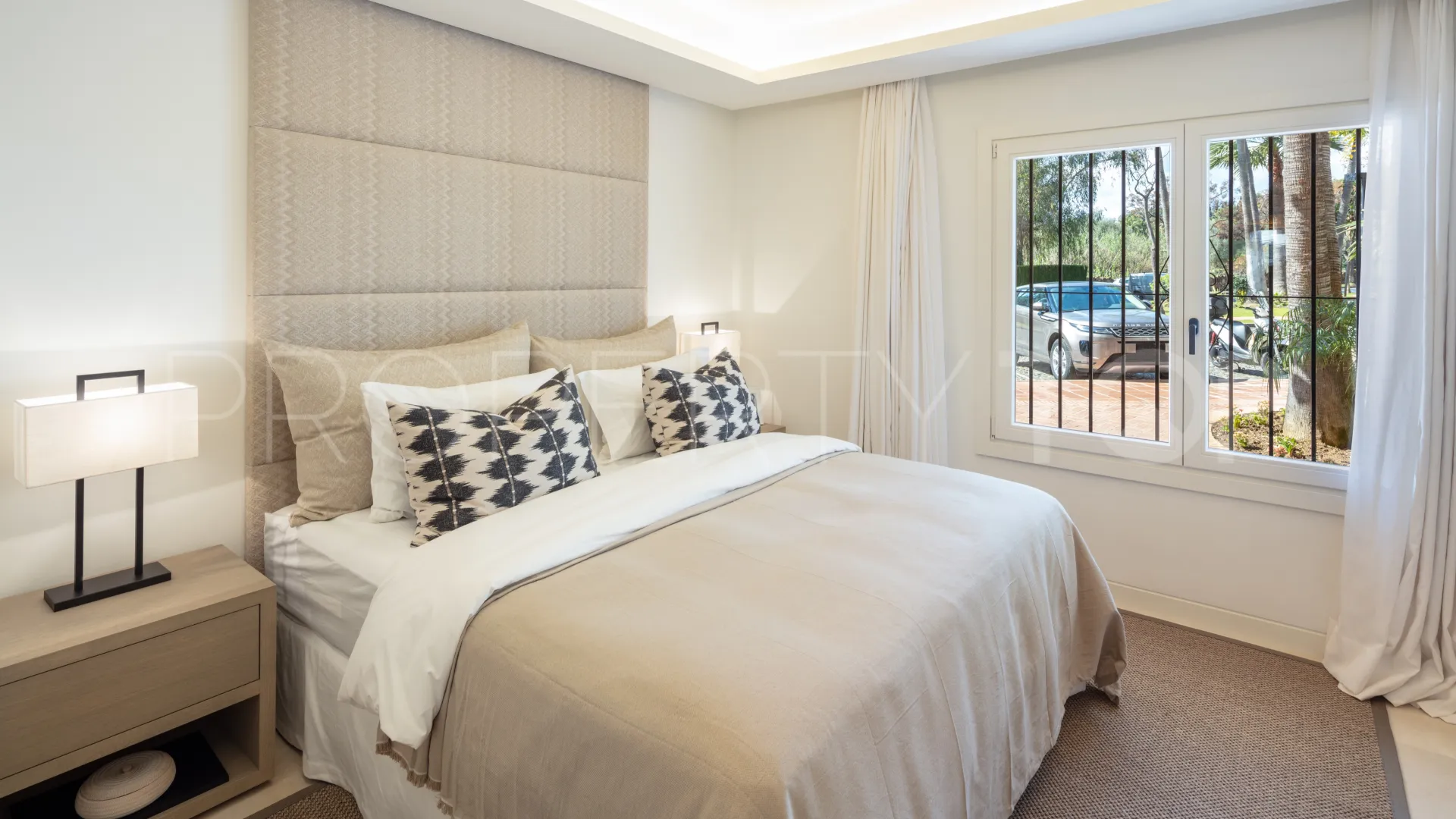 3 bedrooms Marina Puente Romano apartment for sale