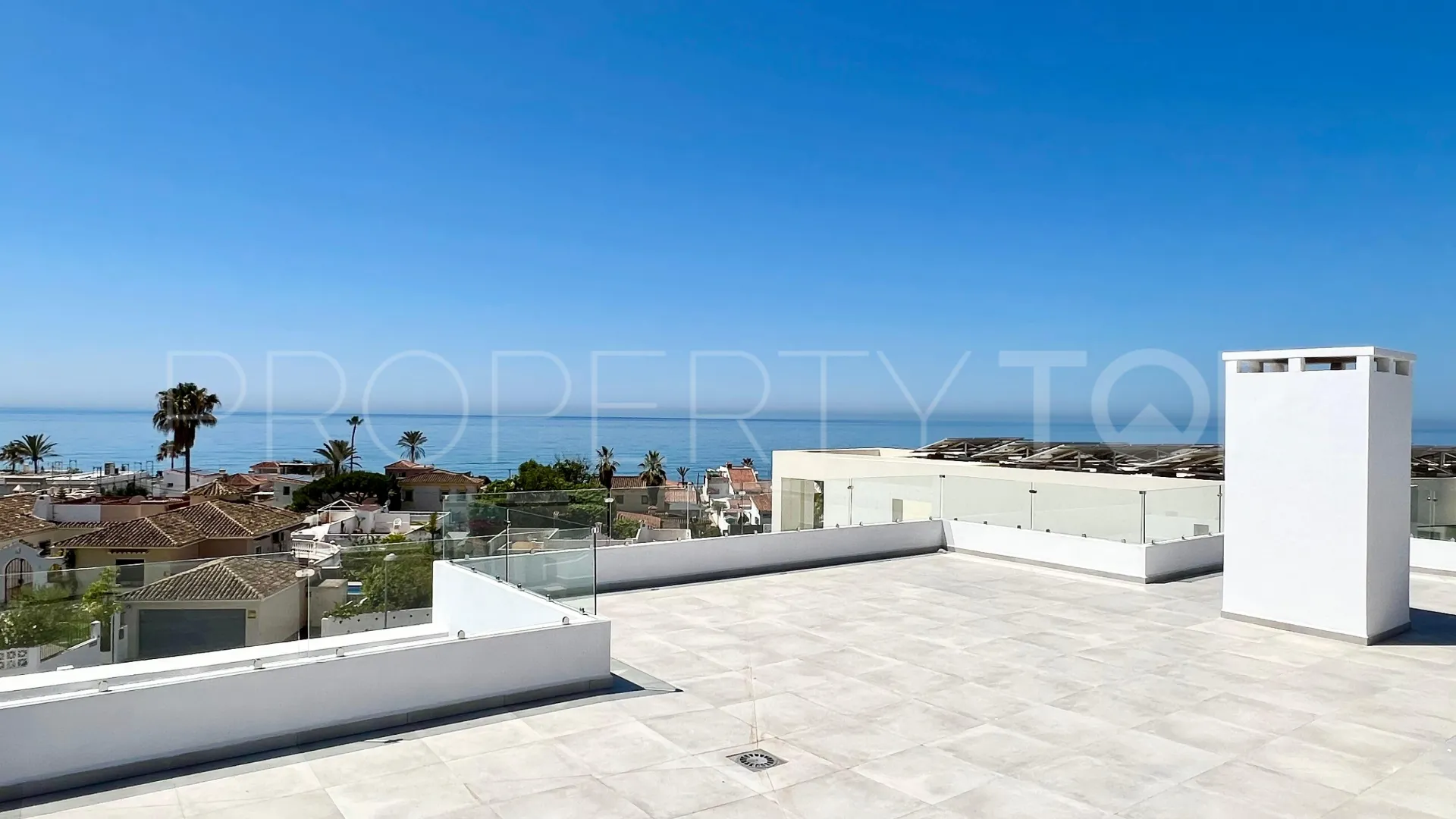 Comprar villa en Elviria con 6 dormitorios