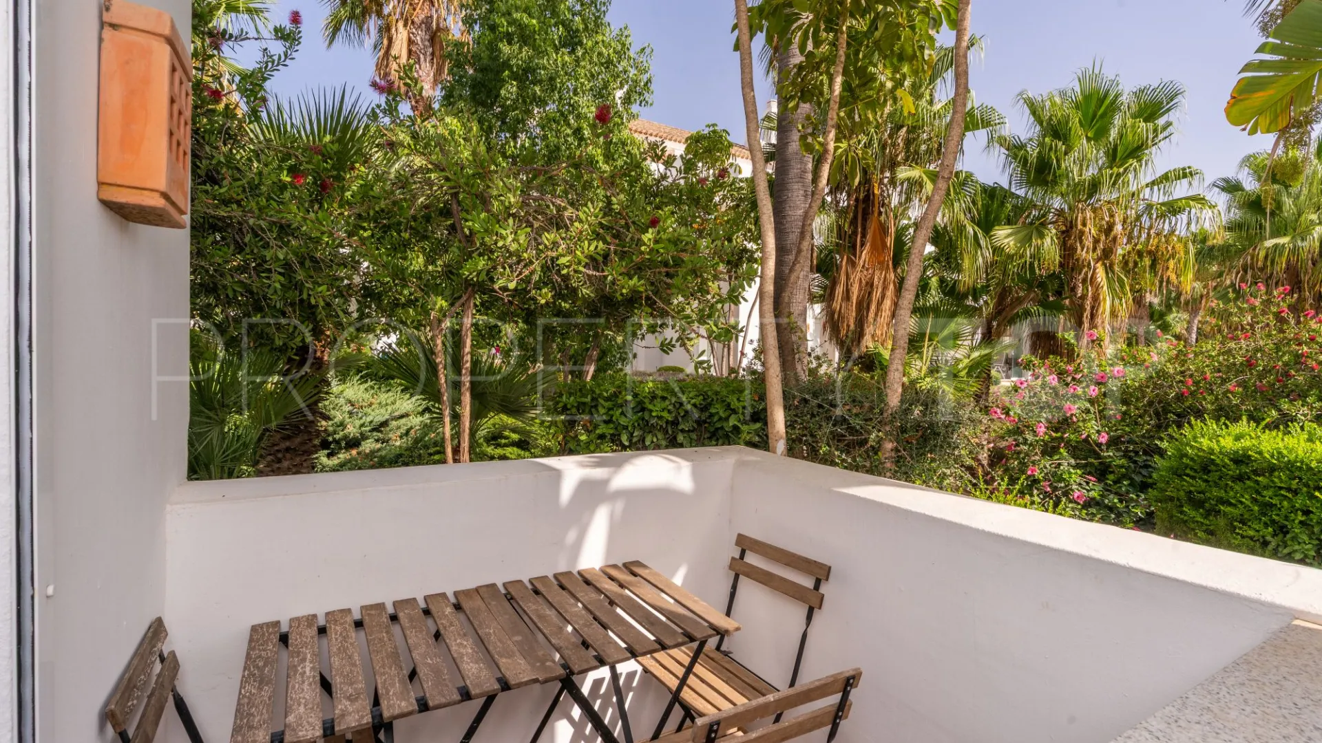 Alcazaba Lagoon, apartamento planta baja de 2 dormitorios en venta