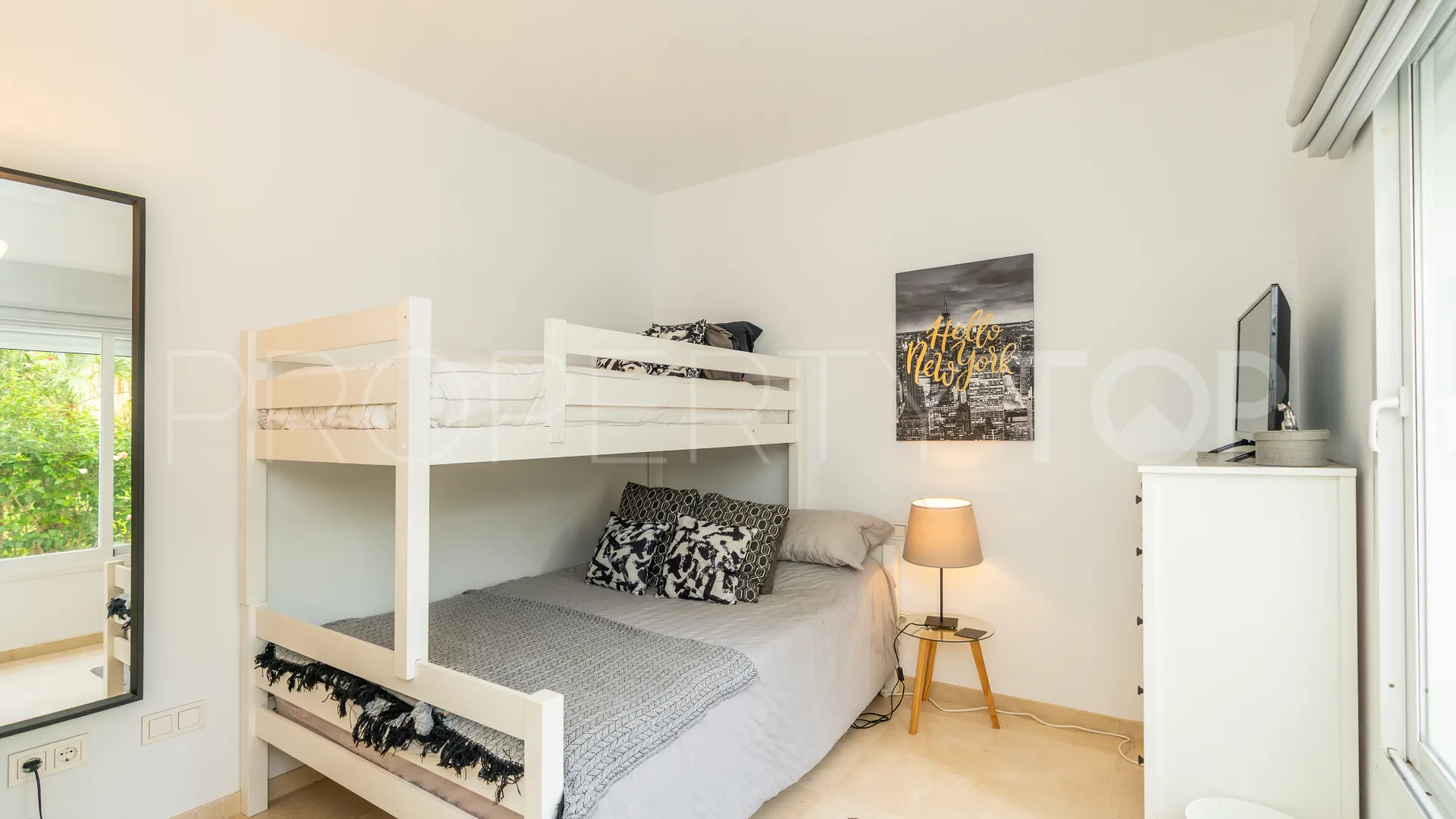 Alcazaba Lagoon, apartamento planta baja de 2 dormitorios en venta