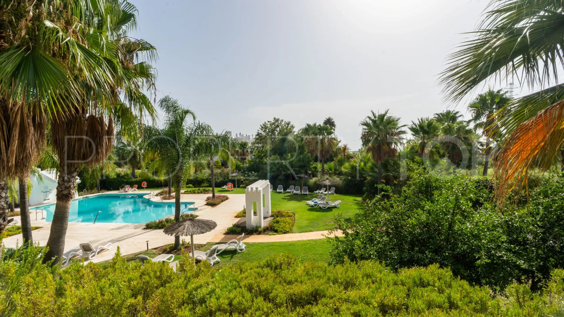 Alcazaba Lagoon, apartamento planta baja de 2 dormitorios en venta