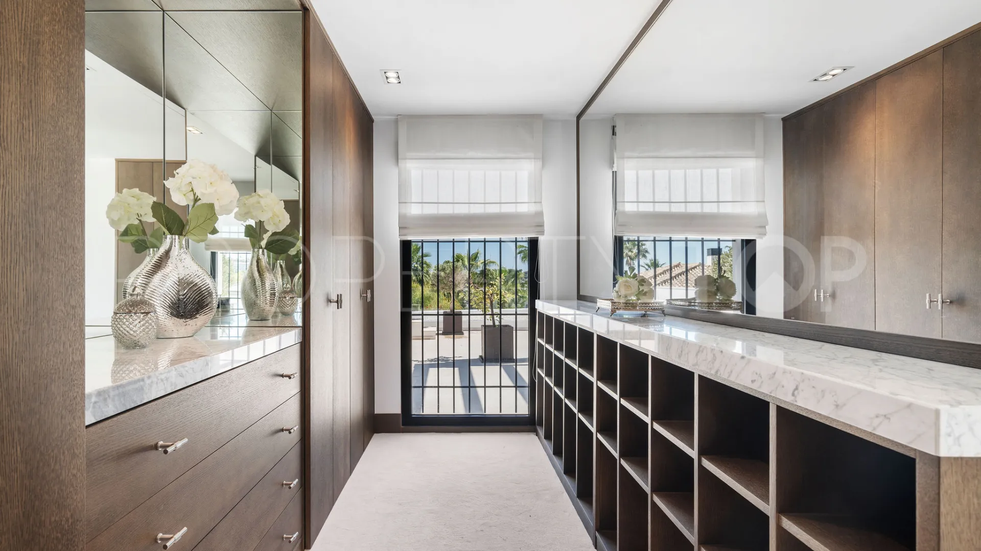 7 bedrooms villa in Los Naranjos for sale