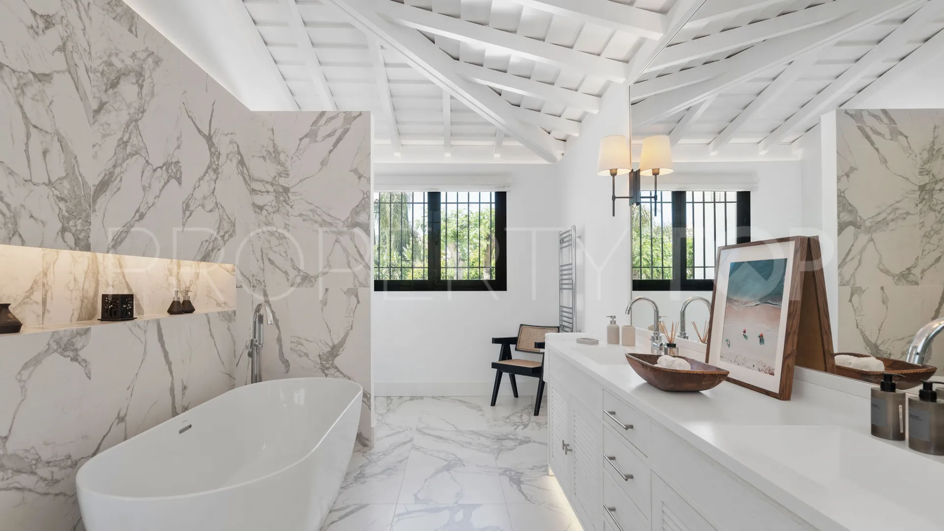 7 bedrooms villa in Los Naranjos for sale