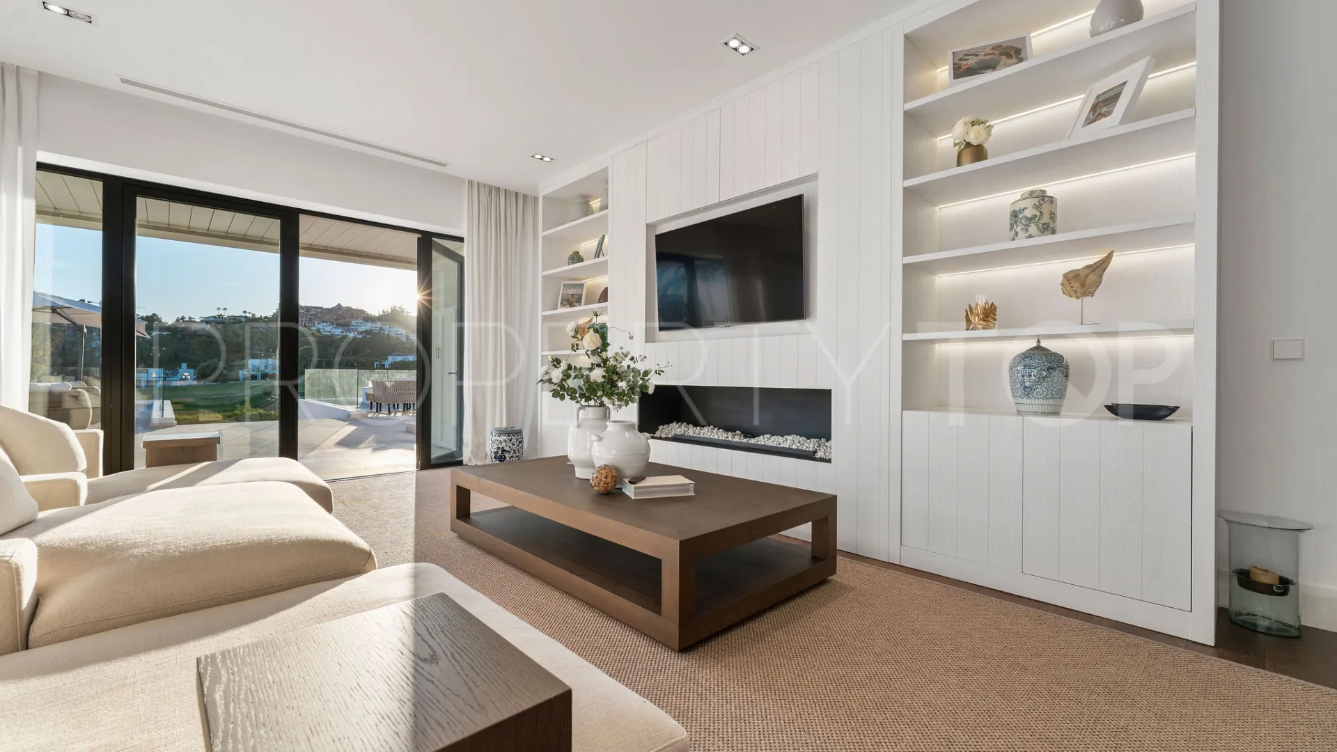 7 bedrooms villa in Los Naranjos for sale