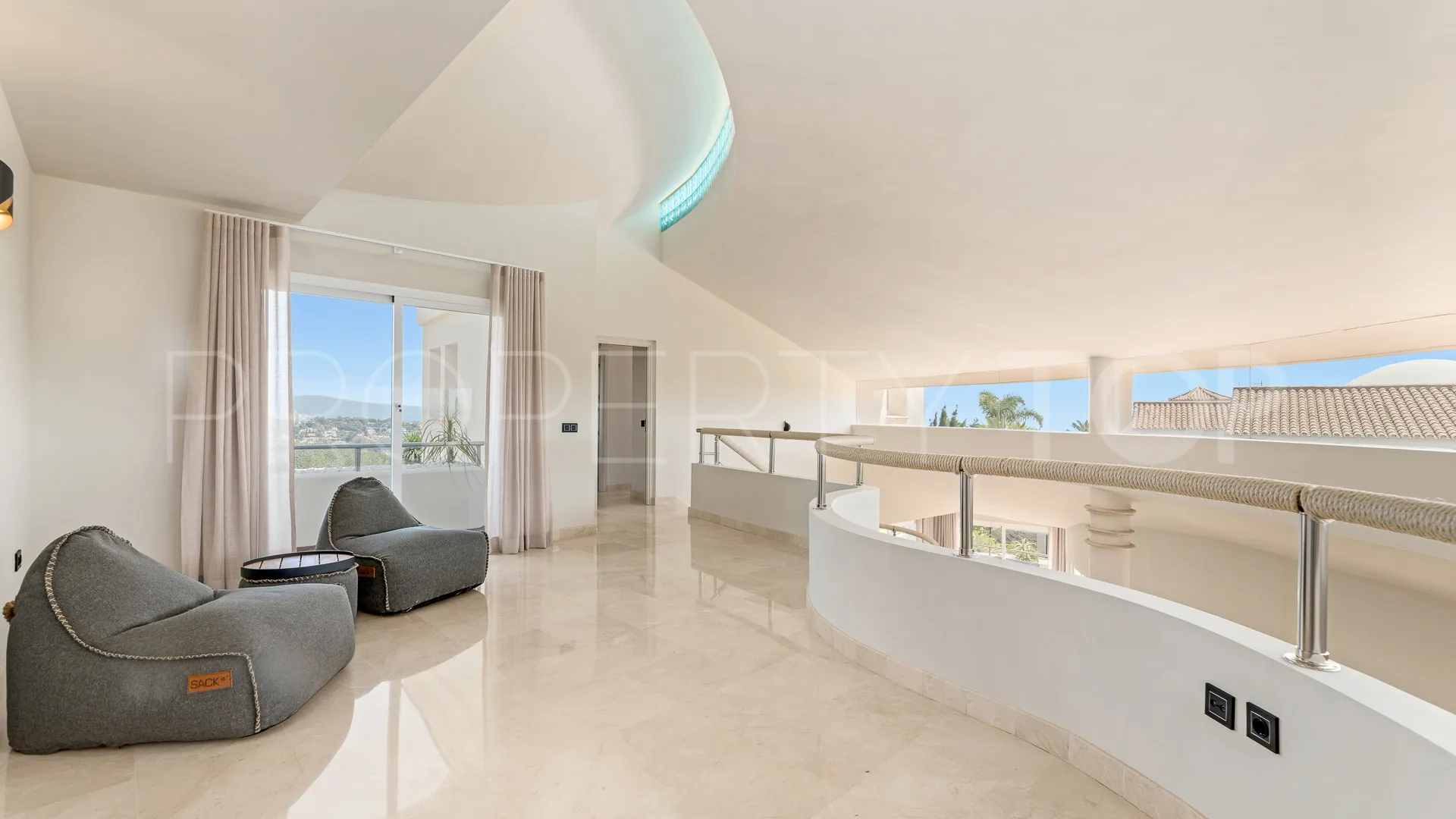 For sale villa in Los Flamingos with 4 bedrooms