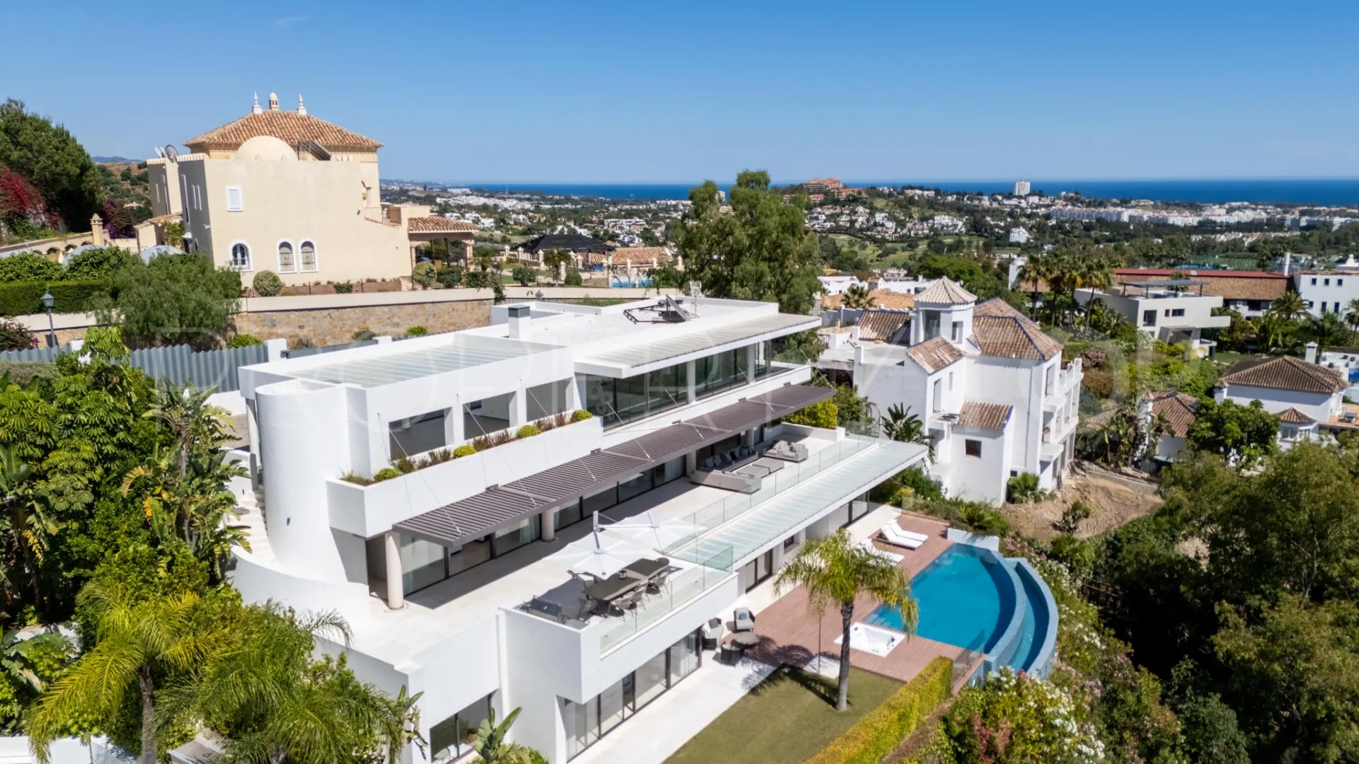 Se vende villa en La Quinta