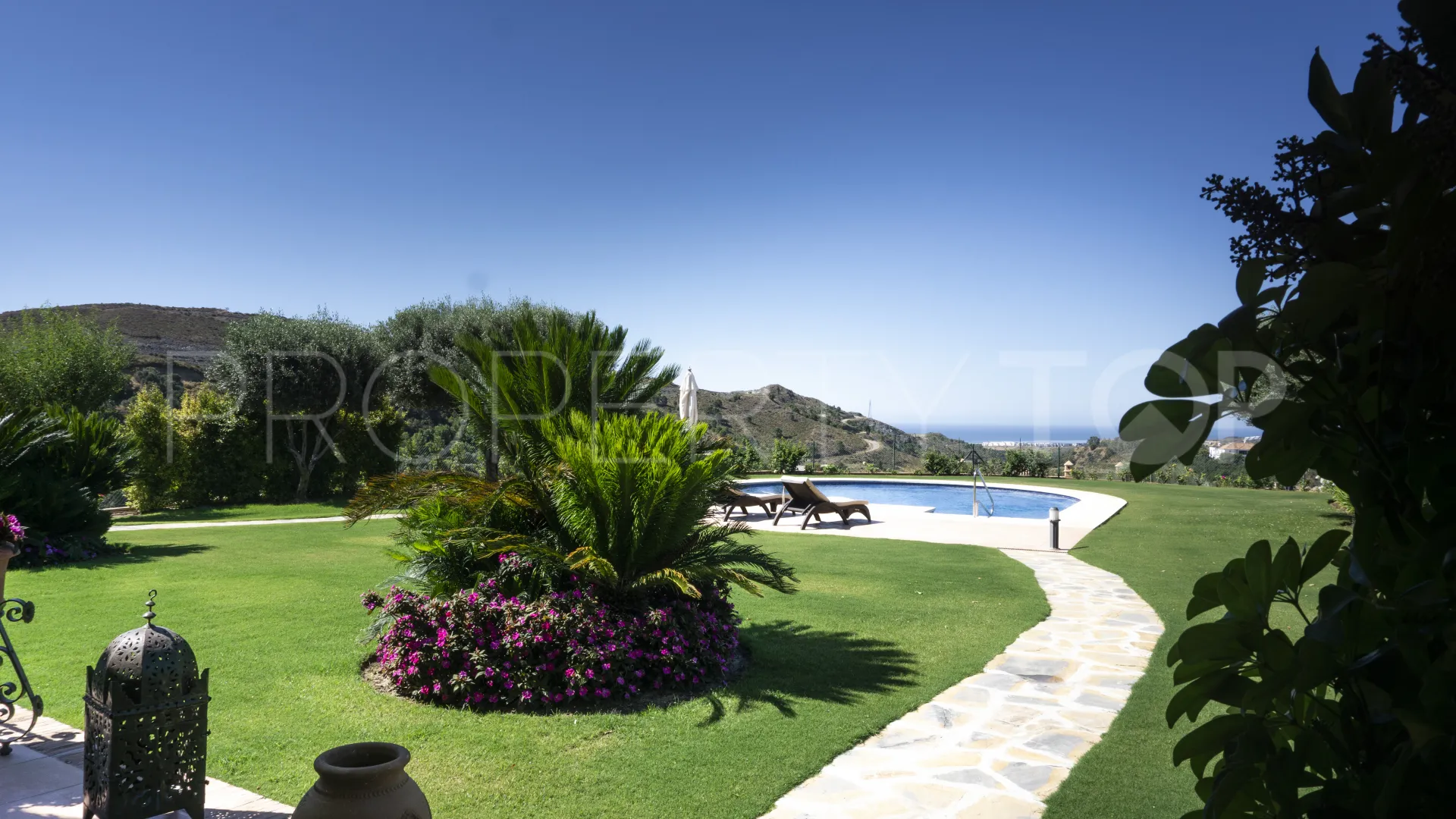 Villa de 5 dormitorios a la venta en Marbella Club Golf Resort