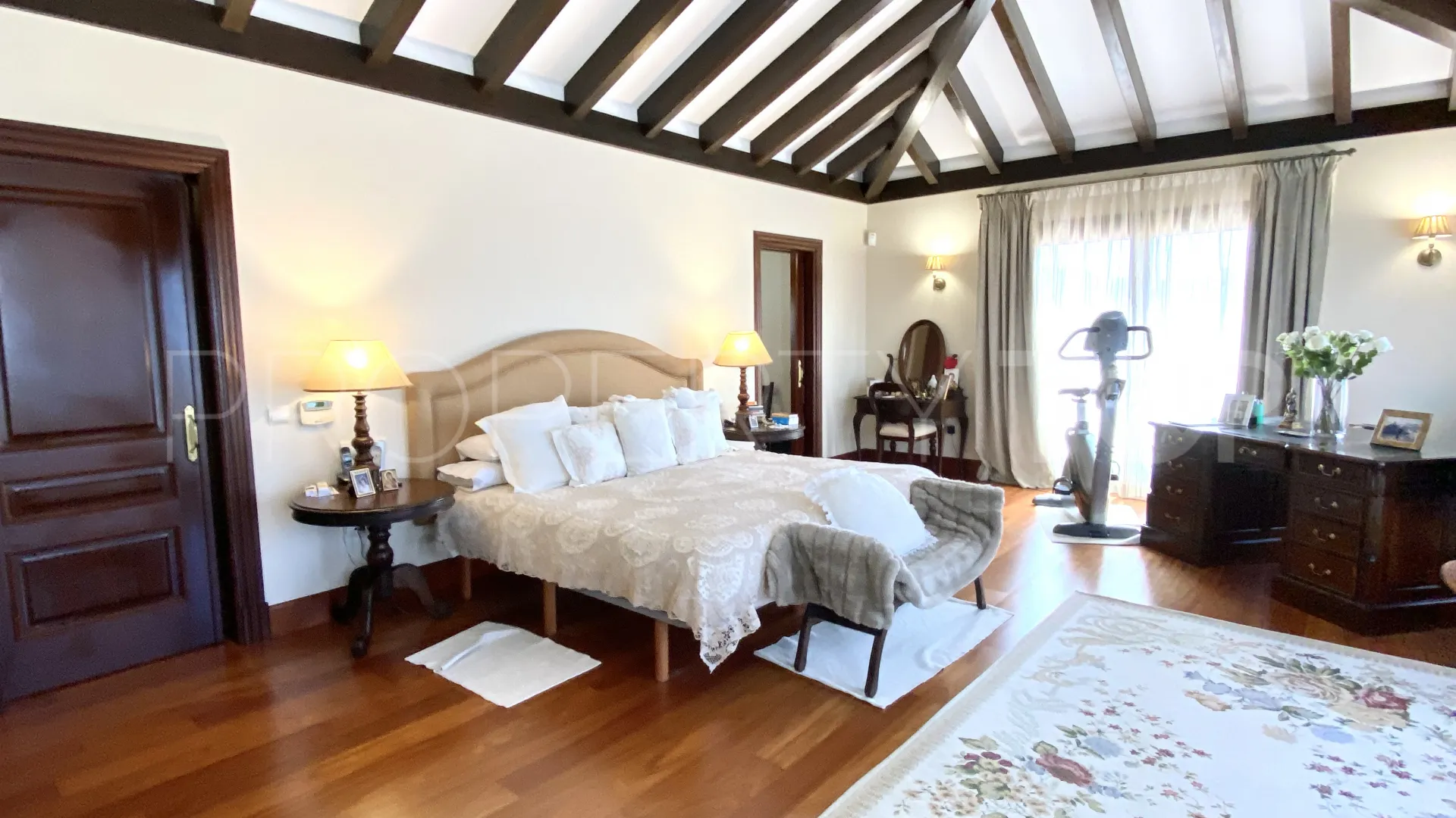Villa de 5 dormitorios a la venta en Marbella Club Golf Resort