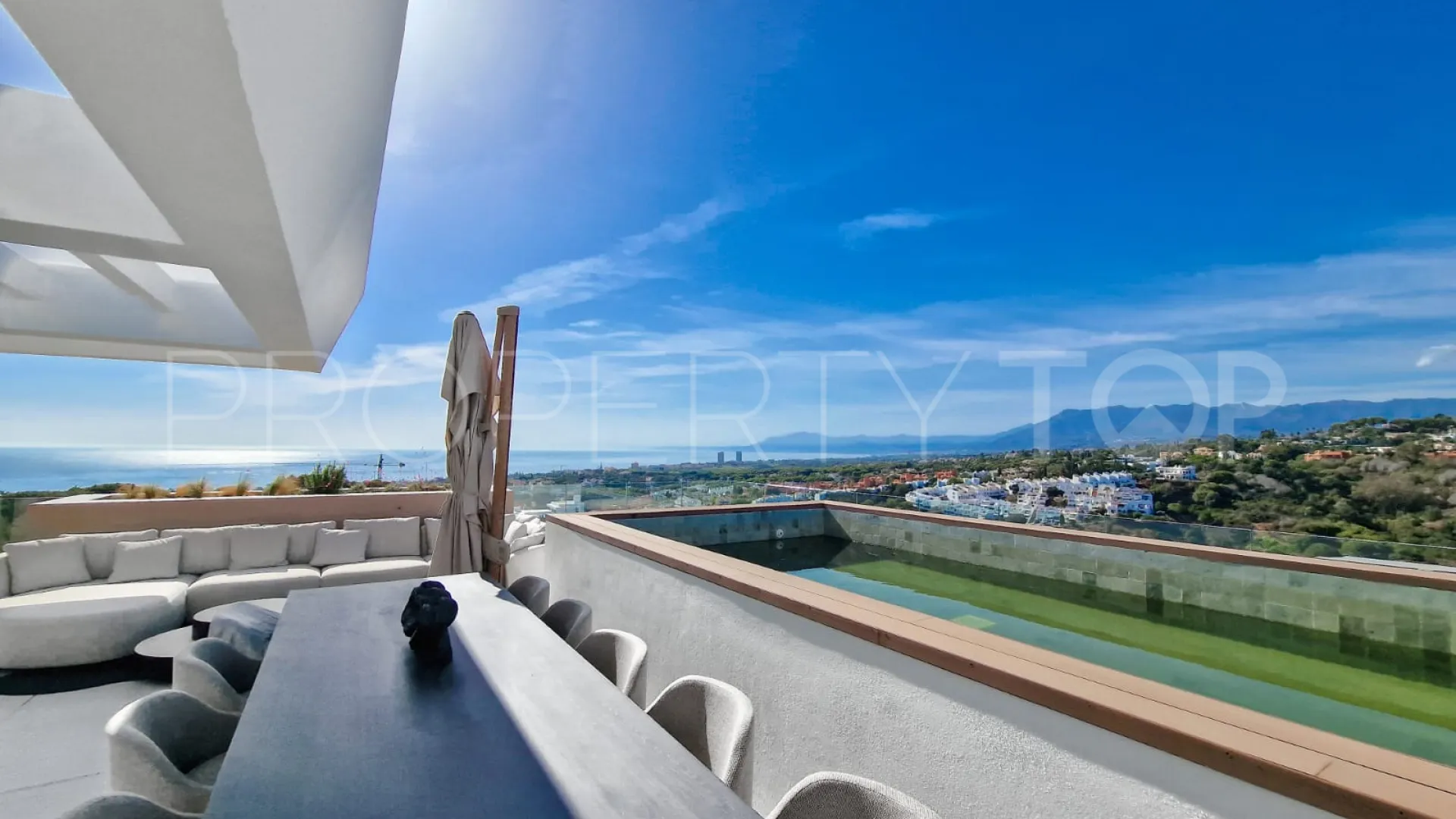 Cabopino 4 bedrooms penthouse for sale