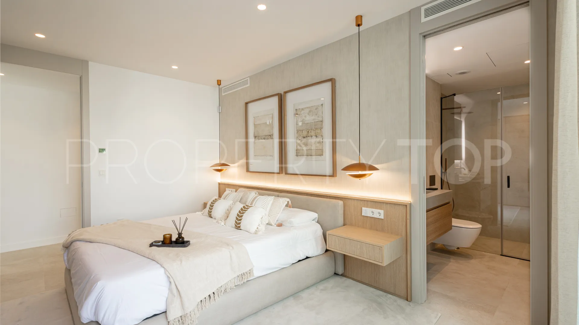 For sale Nueva Andalucia 4 bedrooms villa