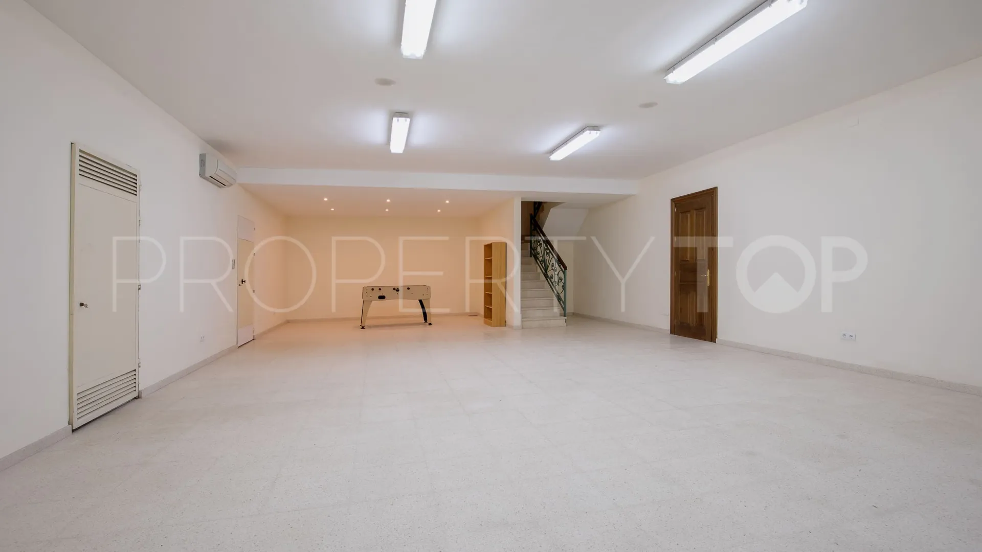Villa con 6 dormitorios en venta en Los Arqueros