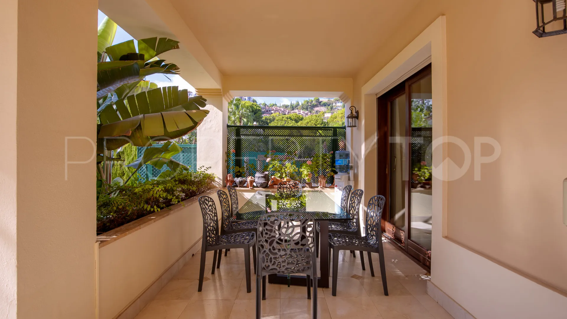 Villa con 6 dormitorios en venta en Los Arqueros