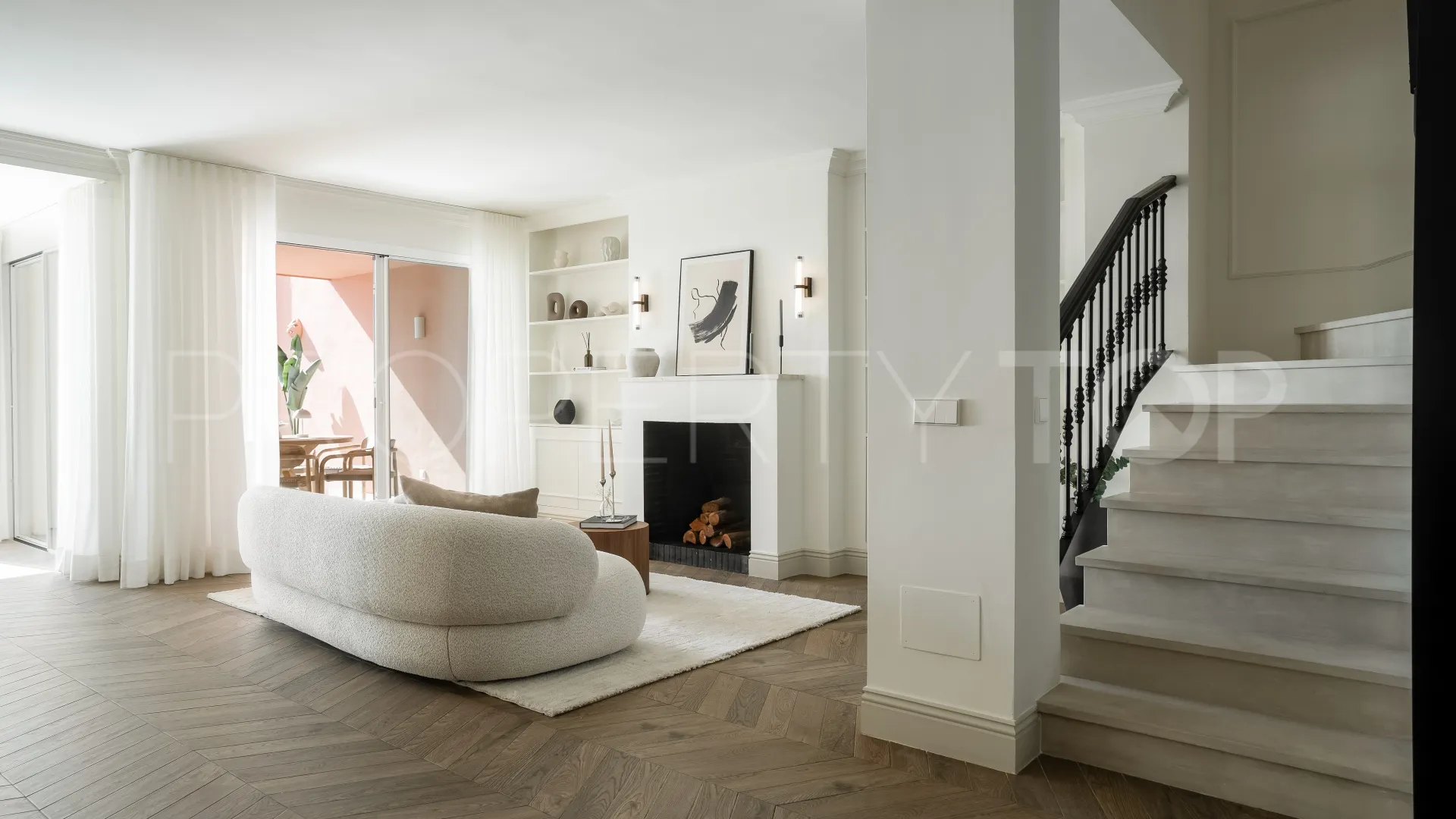 Town house for sale in Monte Halcones