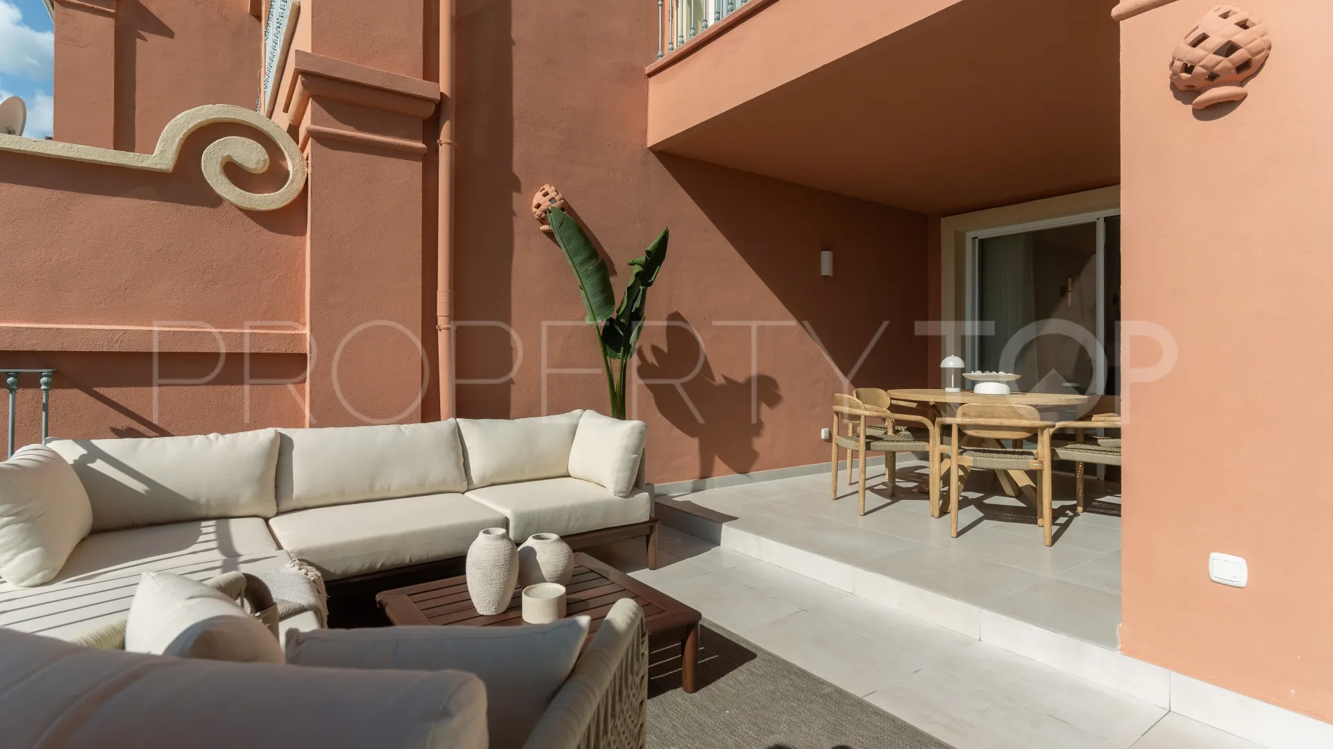 Town house for sale in Monte Halcones