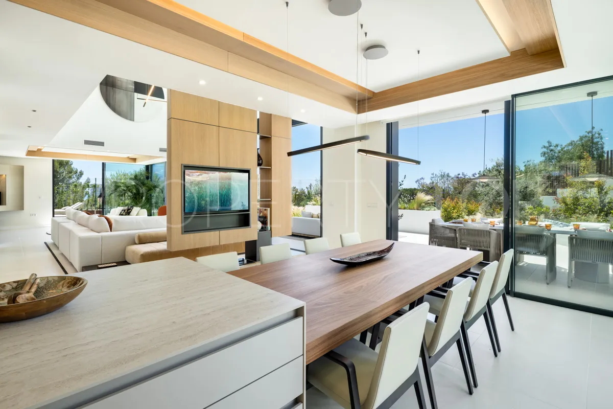 Rio Real, villa a la venta de 6 dormitorios