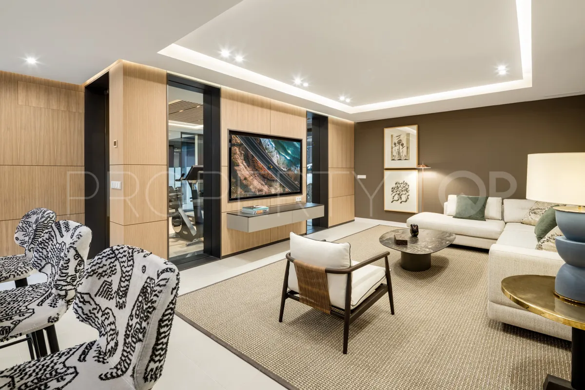 Rio Real, villa a la venta de 6 dormitorios