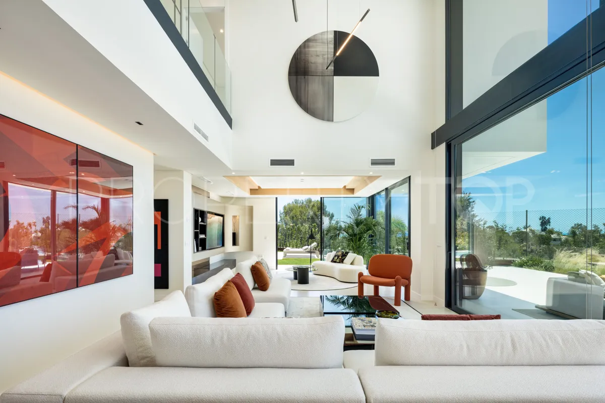 Rio Real, villa a la venta de 6 dormitorios