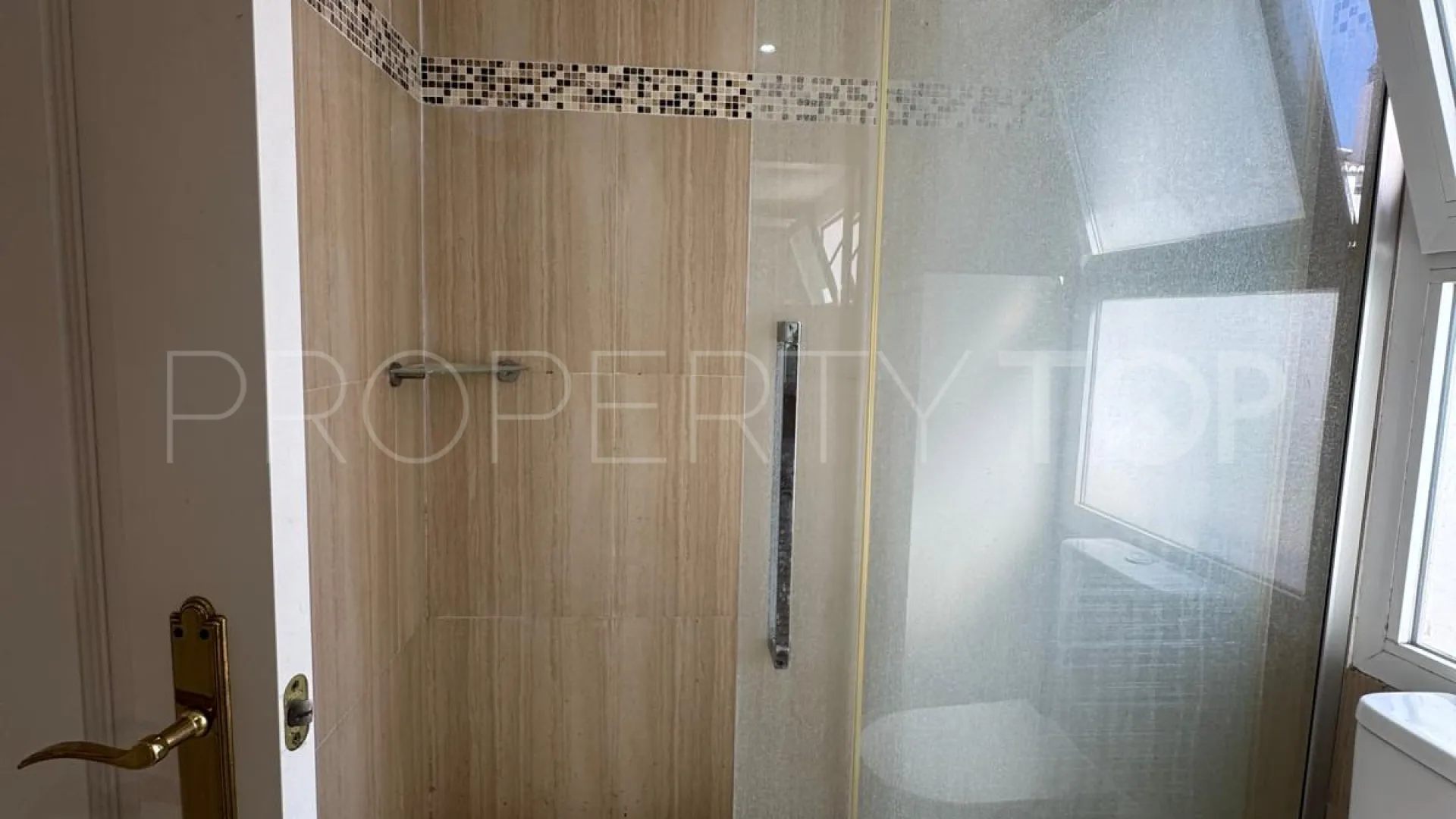 Arco Iris, adosado a la venta de 3 dormitorios