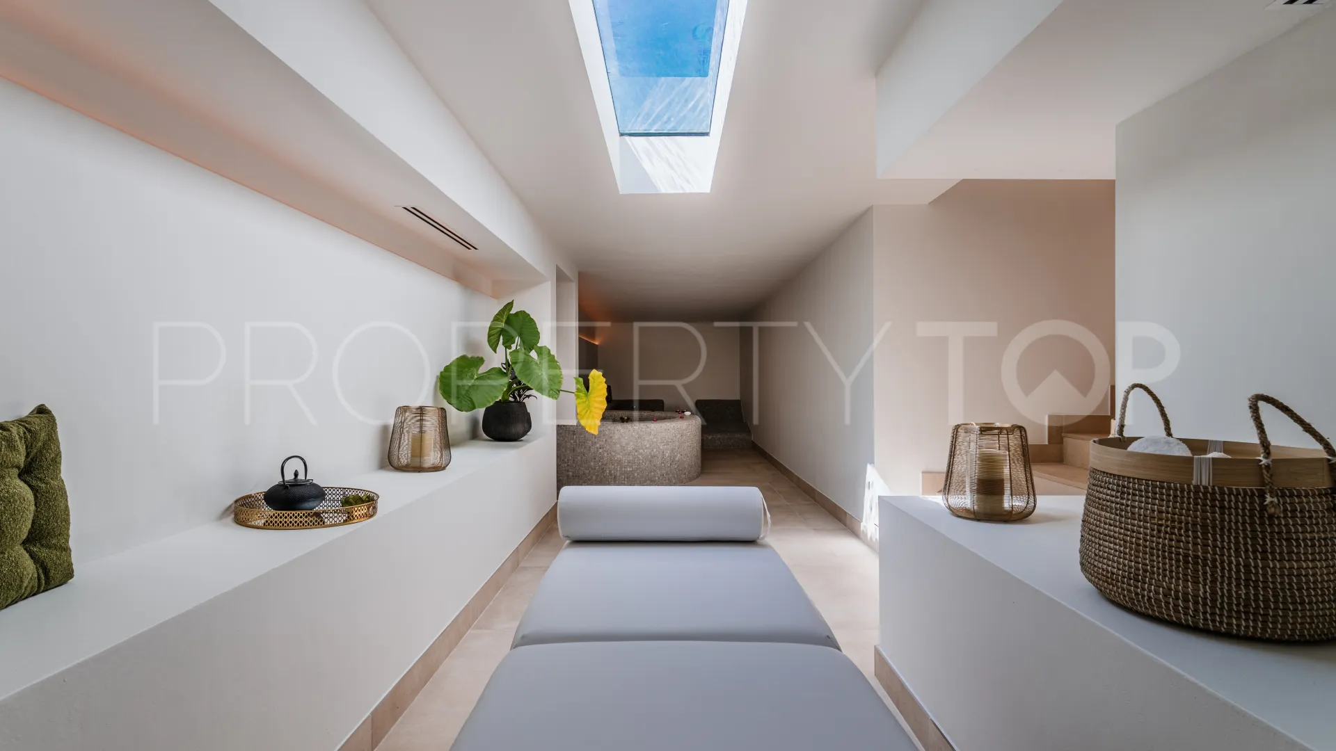 Villa for sale in Sierra Blanca