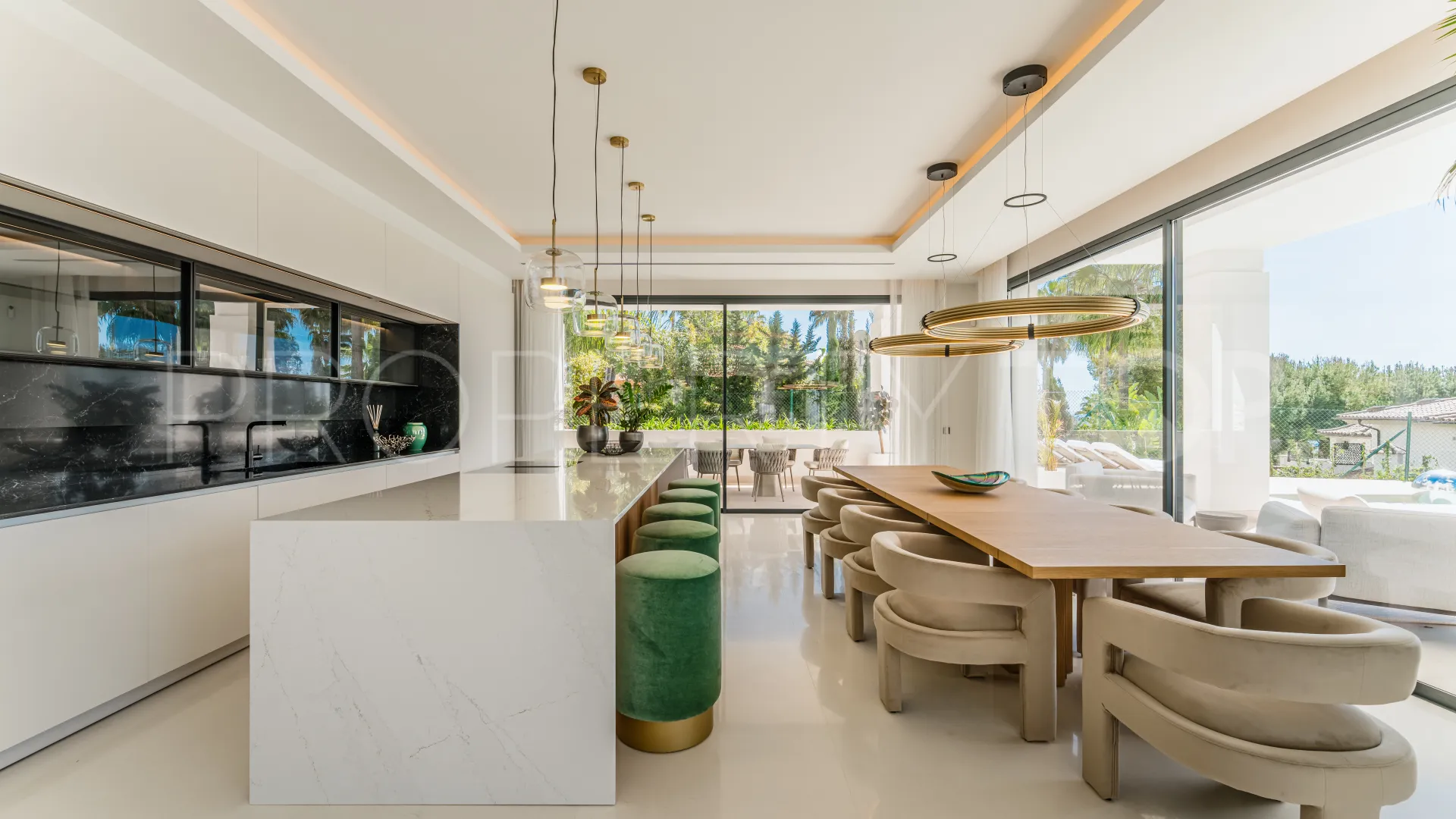 Villa for sale in Sierra Blanca