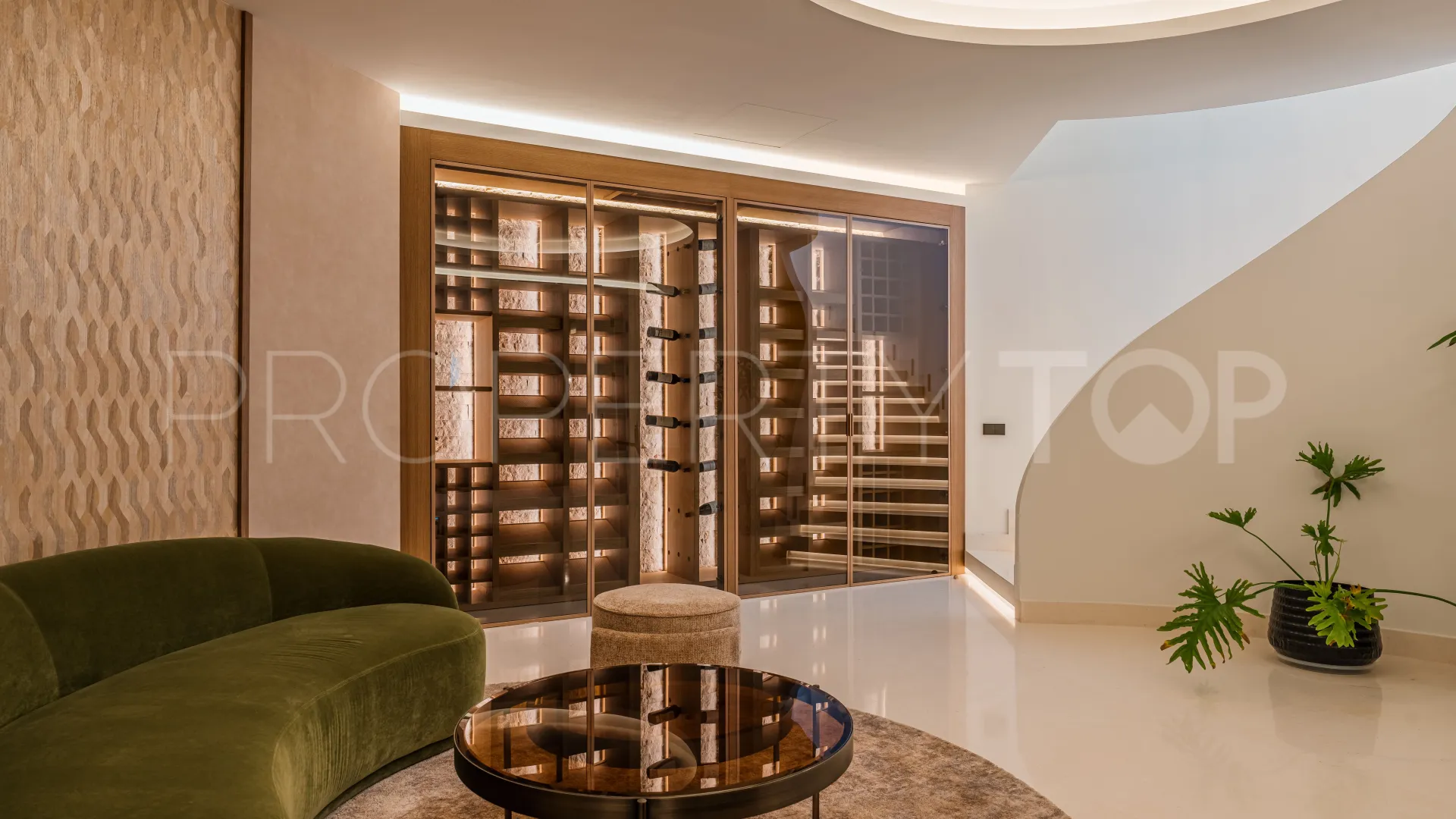 Villa for sale in Sierra Blanca