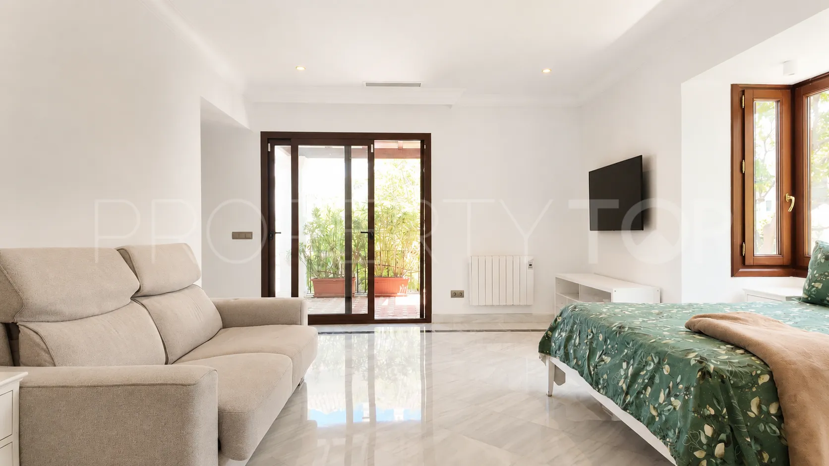 Bungalow in Monte Paraiso for sale