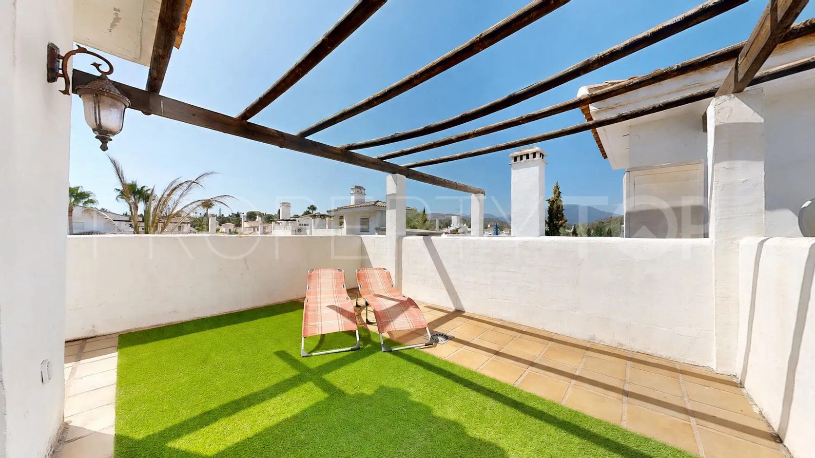 For sale duplex penthouse in Los Naranjos de Marbella
